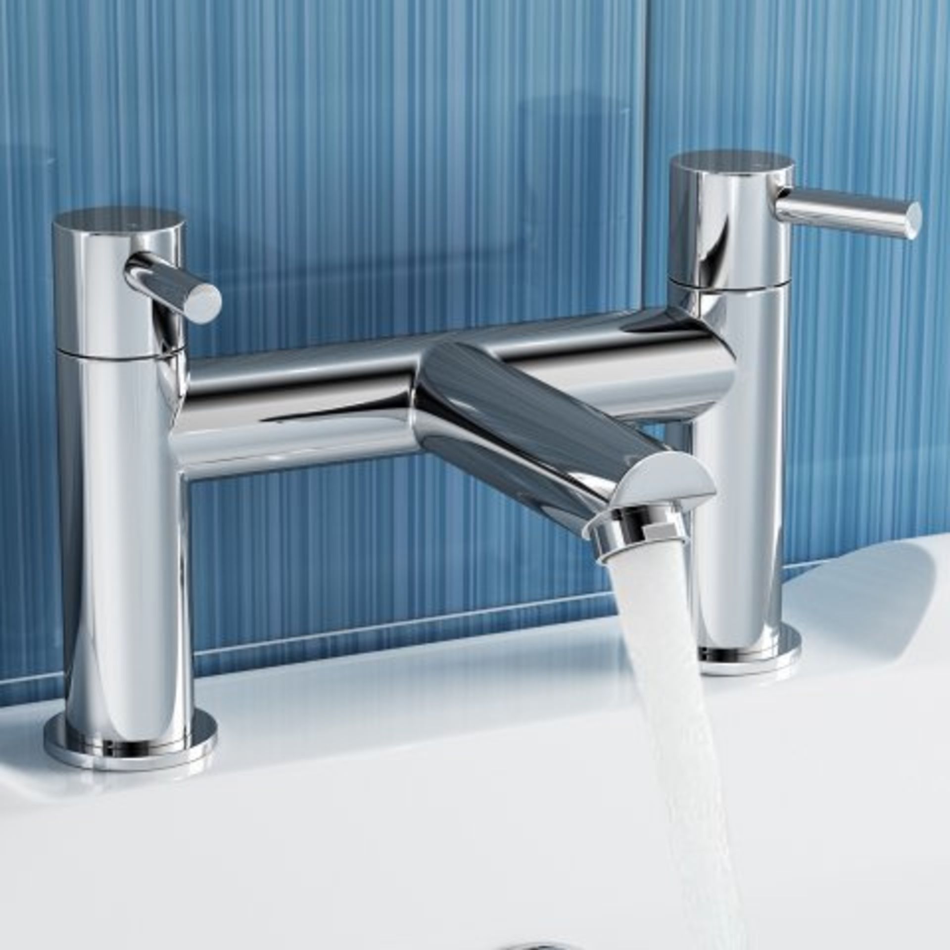 (A23) Gladstone II Bath Filler Mixer Tap Presenting a contemporary design, this solid brass tap