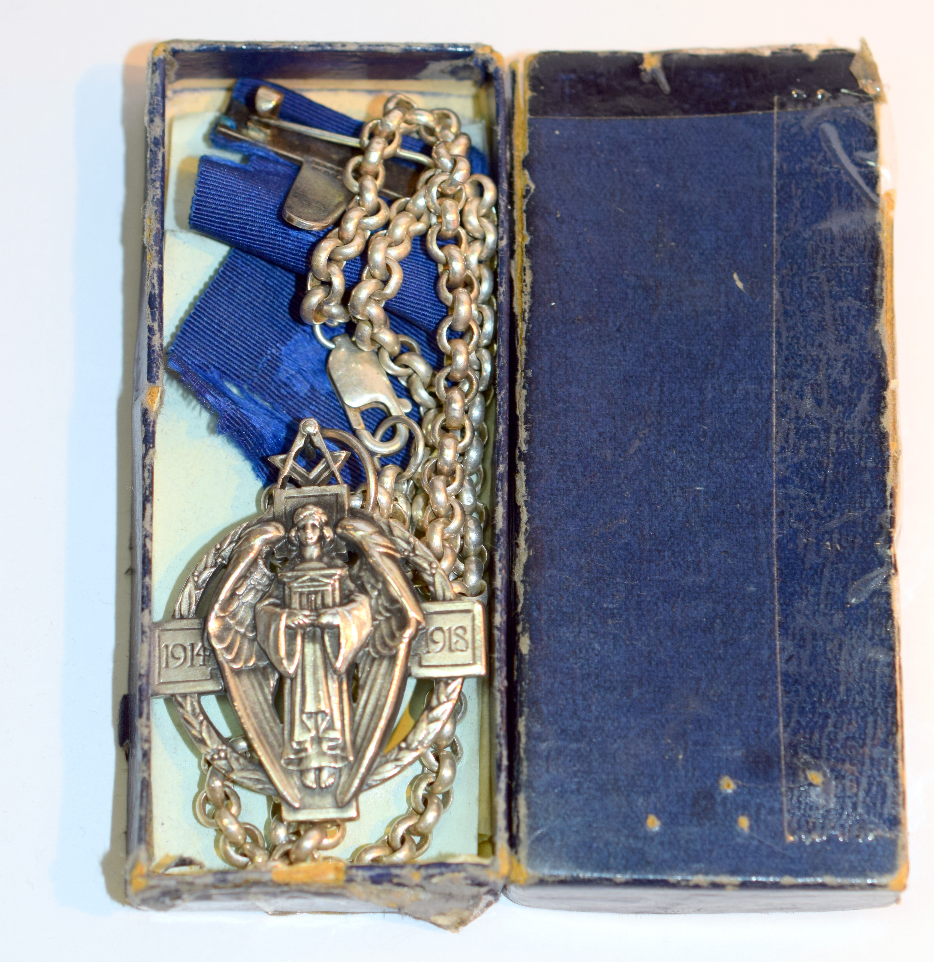 Masonic Silver Hall Stone jewel 1914-1918 On Silver Chain With Blue Ribbon   Masonic Silver Hall - Image 5 of 6