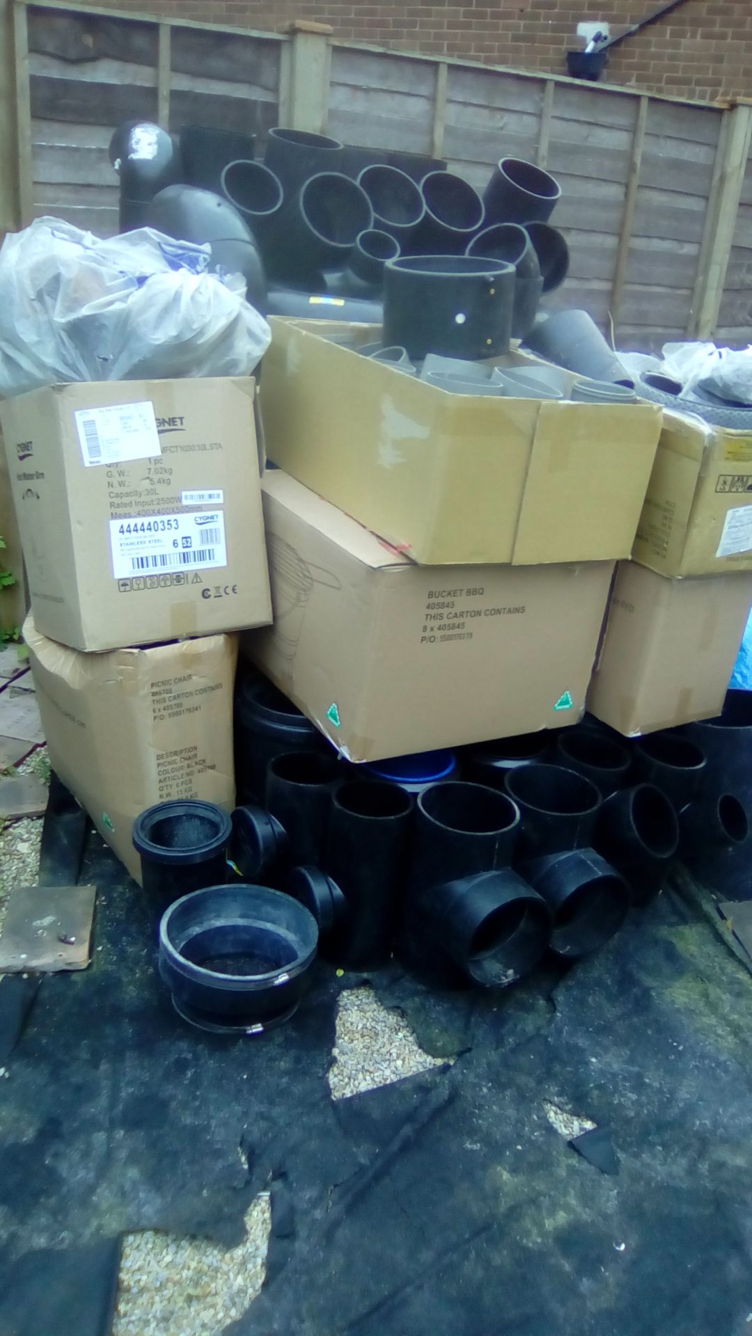 GEBERIT .HDPE  Industrial plumbing fittings 50 mm - 250 mm   1 Van Load of new industrial Plumbing - Image 2 of 13