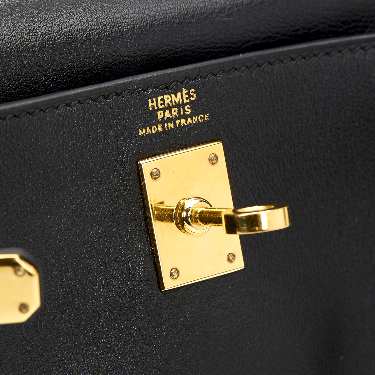 HERMES Kelly 20cm , - Black Swift Leather Vintage Kelly 20cm   TYPE Tote, Shoulder SERIAL NUMBER [A] - Image 4 of 13