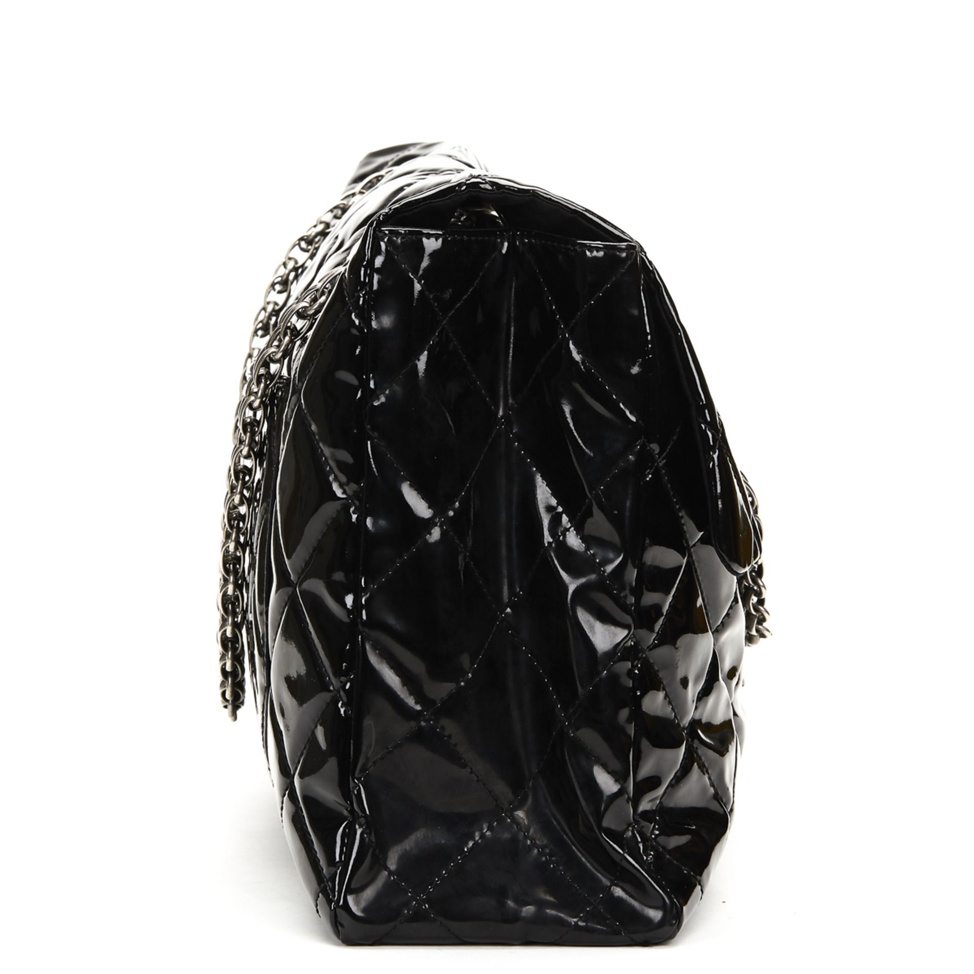 CHANEL Super Maxi 2.55 Reissue Flap Bag , - Black Quilted Patent Leather Super Maxi 2.55 Reissue - Image 2 of 9