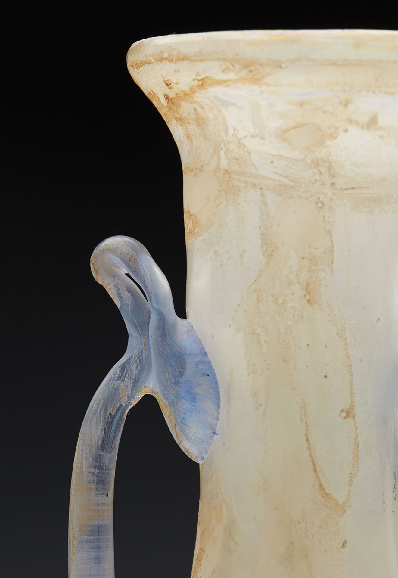 ITALIAN MURANO ROMAN REVIVAL TWIN HANDLE GLASS VASE c.1960   DIMENSIONS   Height 19.6cm, Diameter - Image 5 of 7