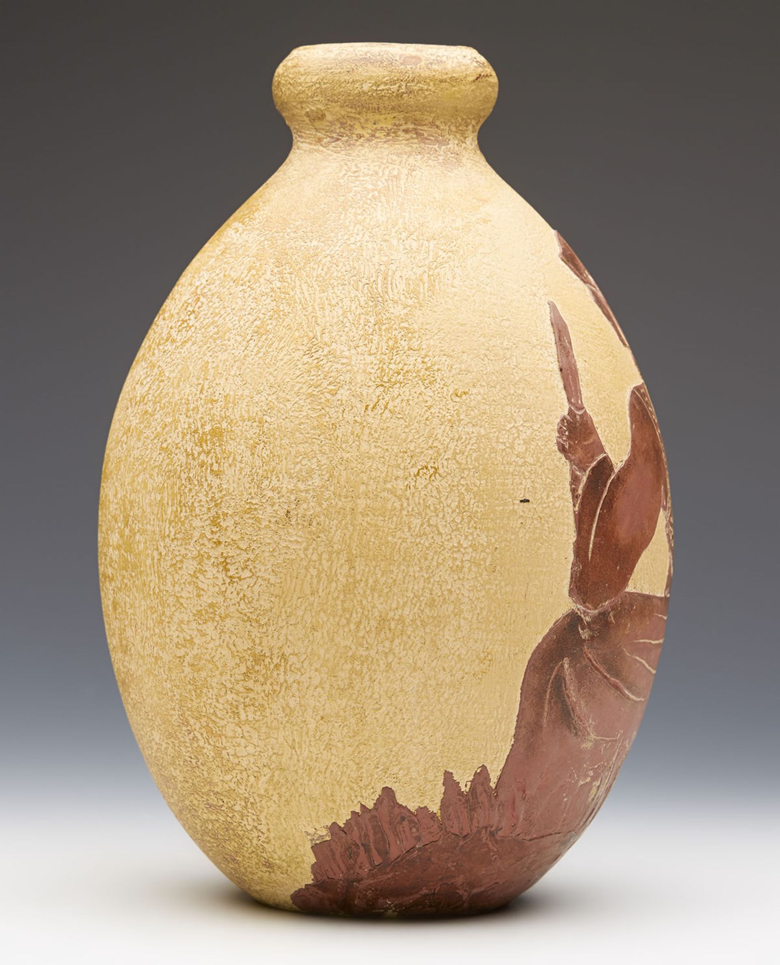 TITLE VINTAGE FIGURAL CARVED TERRACOTTA VASE POSSIBLY SOUTH AMERICAN 19/20TH C.   DIMENSIONS - Image 3 of 8