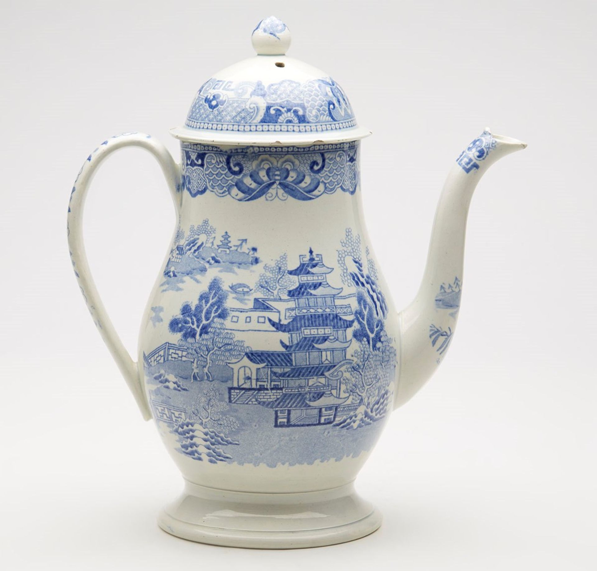 ANTIQUE ENGLISH CHINOISERIE BLUE & WHITE TEAPOT 19TH C.   DIMENSIONS   Height 27cm, Width 23,5cm - Image 5 of 10