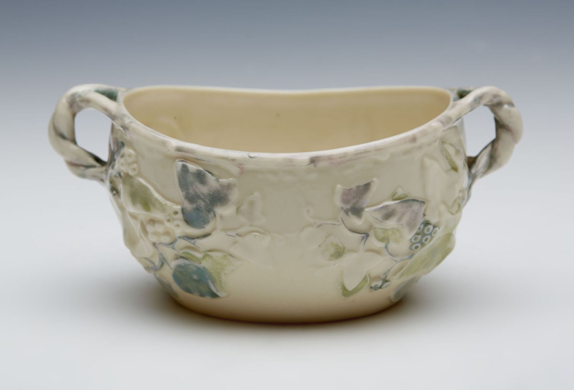 ANTIQUE BELLEEK 2ND PERIOD LUSTRE GLAZED BOWL 1891-1926   DIMENSIONS   Height 5,5cm, Width 12,