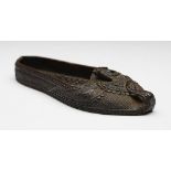 ANTIQUE ASIAN INDIAN/CHINESE CARVED WOODEN SHOE OR SLIPPER 19TH C.   DIMENSIONS   Height 2,5cm,