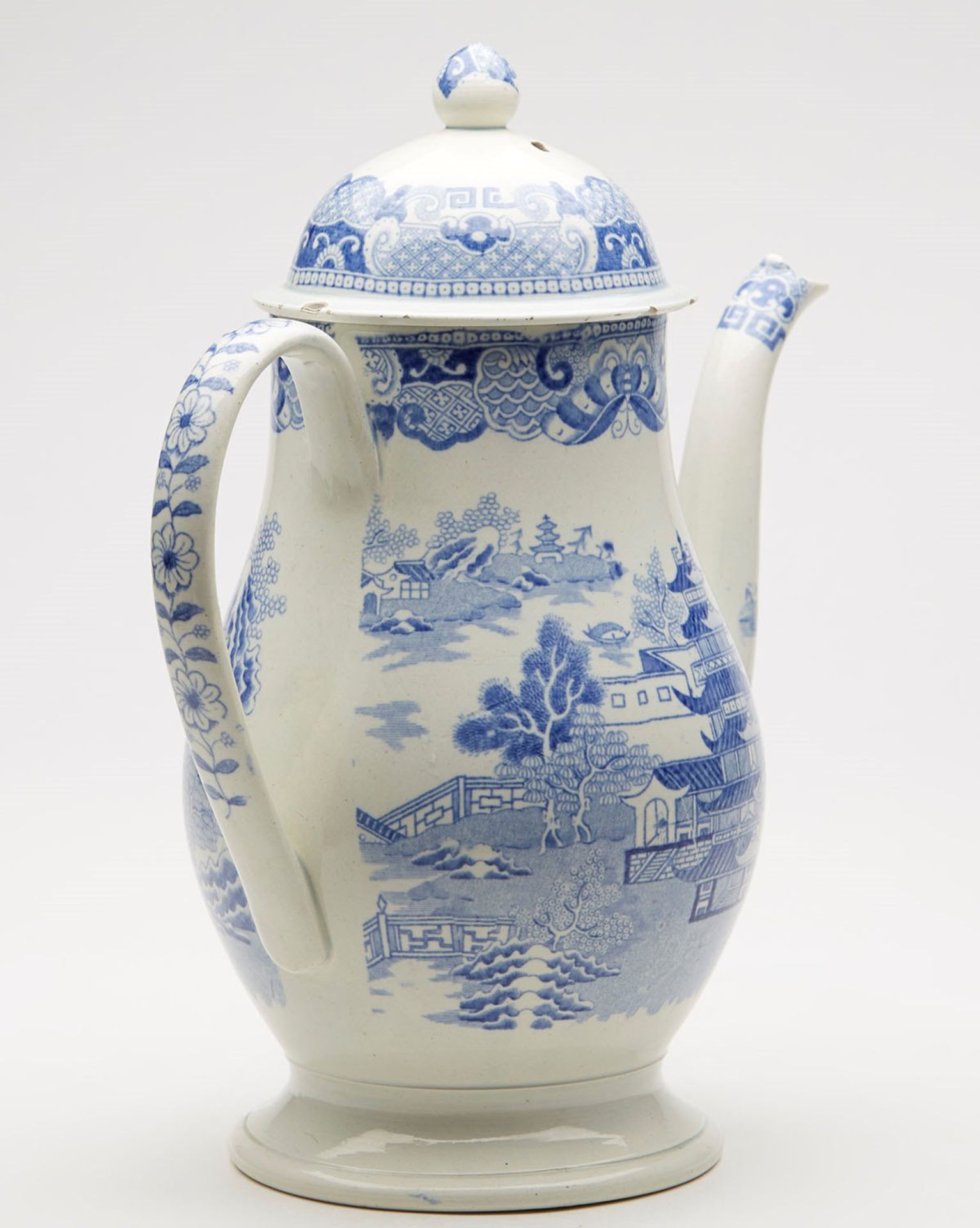 ANTIQUE ENGLISH CHINOISERIE BLUE & WHITE TEAPOT 19TH C.   DIMENSIONS   Height 27cm, Width 23,5cm - Image 4 of 10