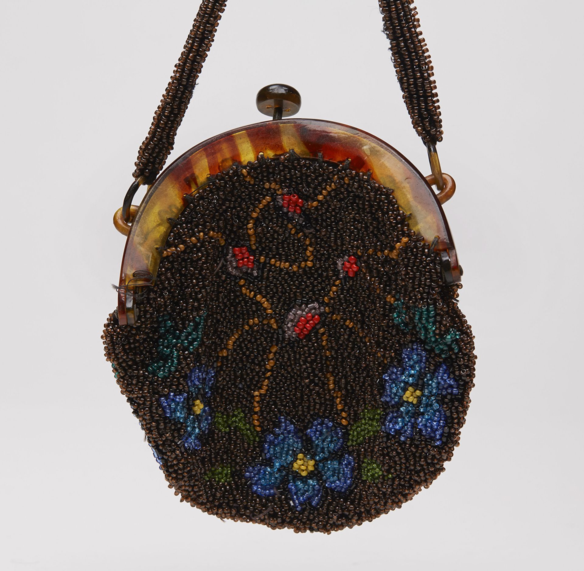 ART DECO BEADED FLORAL DESIGN EVENING BAG c.1920   DIMENSIONS   Width 11cm   CONDITION REPORT   In