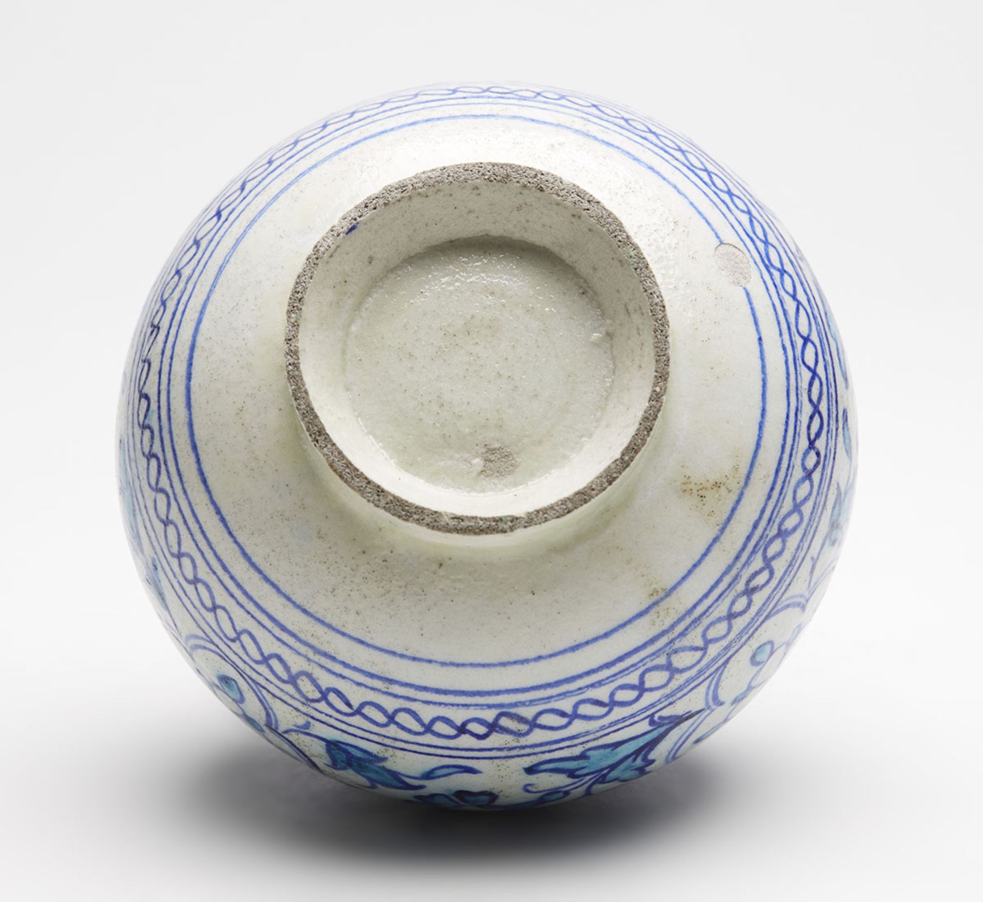 ANTIQUE MIDDLE EASTERN/INDIAN BLUE & WHITE VASE 19TH C.   DIMENSIONS   Height 13,5cm, Diameter 14, - Image 6 of 9