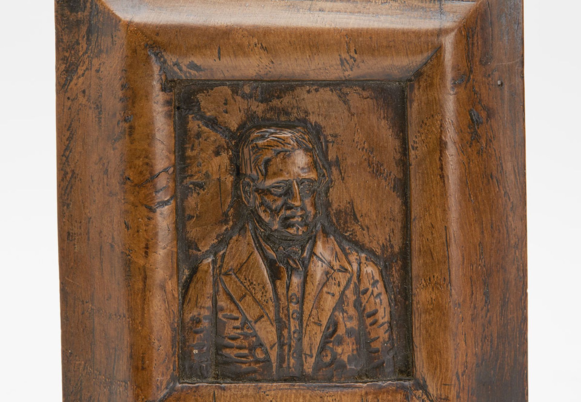 ANTIQUE WOODEN FRAMED PORTRAIT GLADSTONE? 19TH C.   DIMENSIONS   Size 9,25cm x 10,75cm   CONDITION - Image 2 of 6