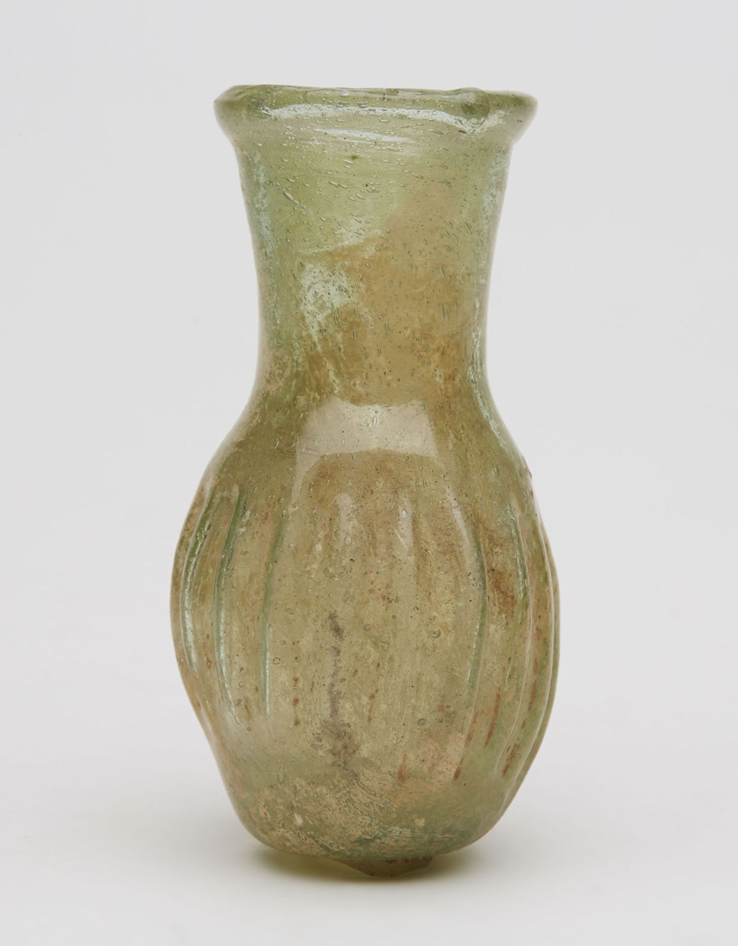 ANCIENT ROMAN GREEN GLASS RIBBED BOTTLE 2ND CENTURY AD   DIMENSIONS   Height 8cm   CONDITION REPORT - Image 4 of 6