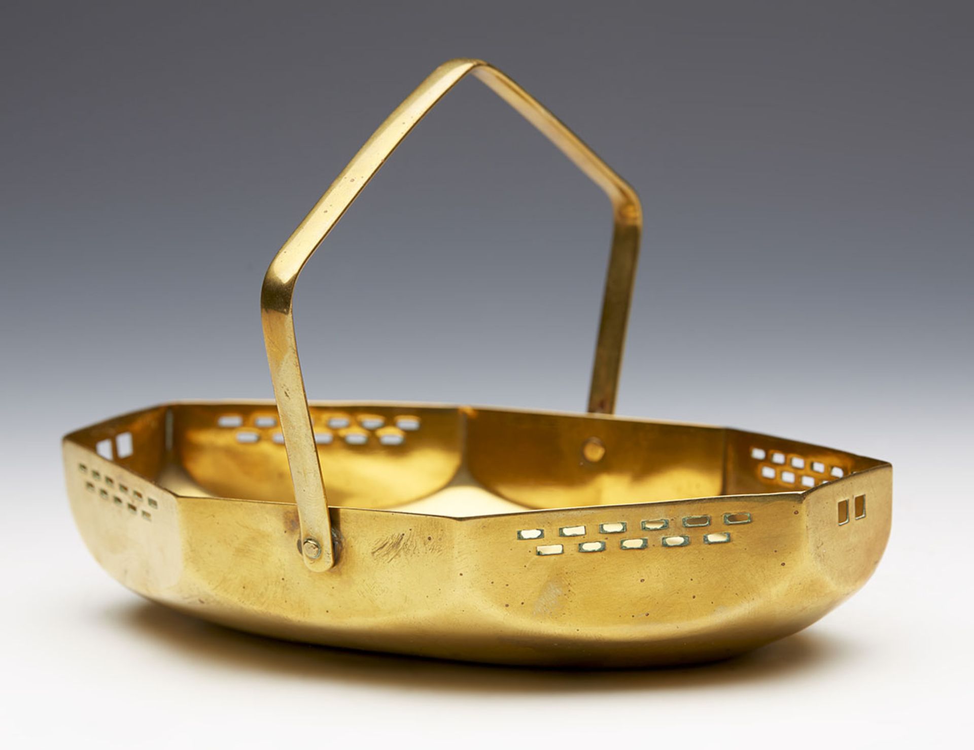 WMF SECESSIONIST HANDLED PIERCED BRASS BASKET c.1900   DIMENSIONS   Height 11,5cm, Length 17cm - Image 8 of 8