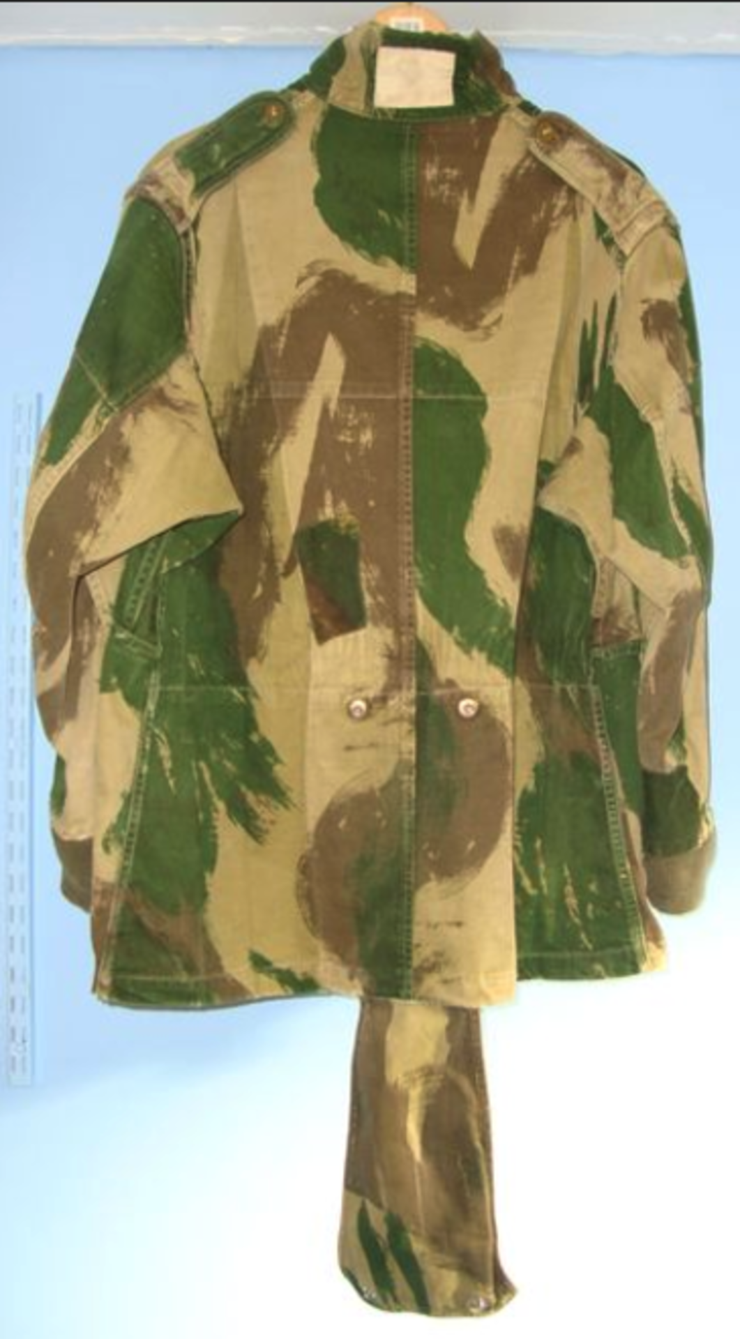 Final Stage Production 1970's British Camouflaged Parachutist's Airborne Troops Pattern Denison - Image 3 of 3