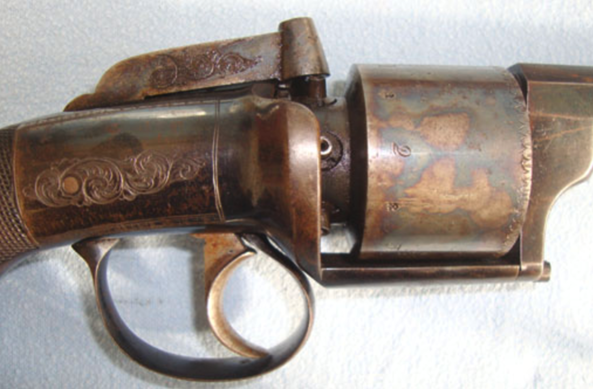 MINT, C1840, English Laird's Patent .44" Bore, Transitional 6 Shot Bar Hammer Percussion Revolver. - Image 2 of 3