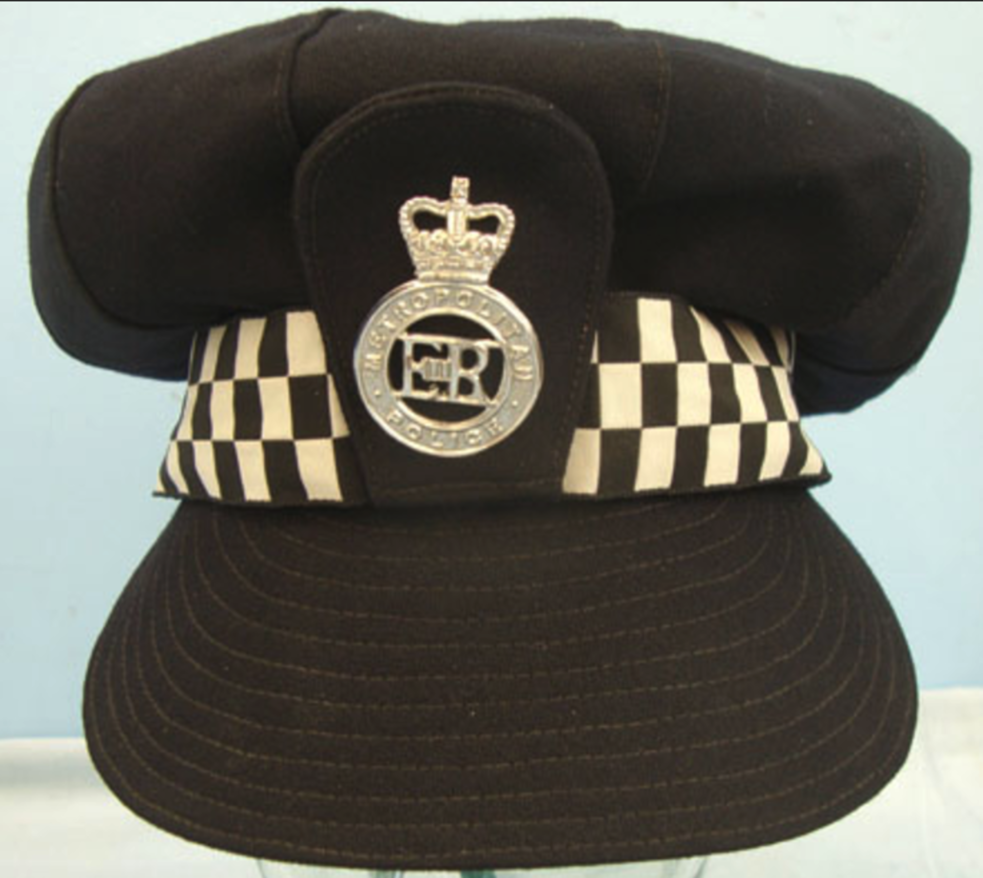 Rare Designer Metropolitan Police Womens Uniform Cap By Simone Mirman   This is a scarce 1967 era - Image 3 of 3
