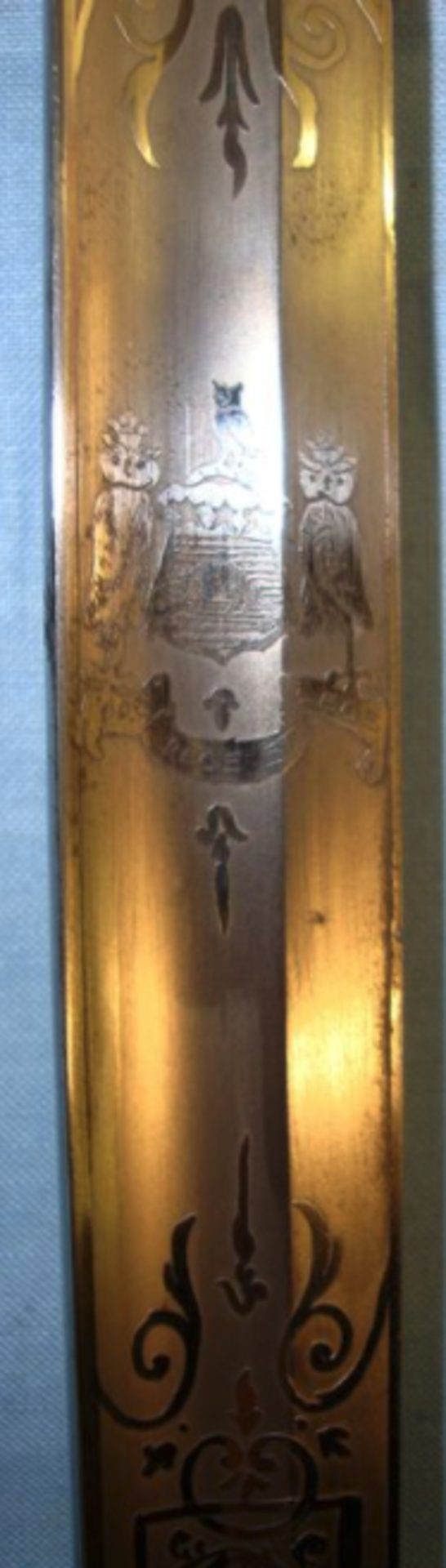 Victorian, British Pattern 1845 Infantry Officers' Sword With Etched Blade Including Arms Of The - Image 2 of 3