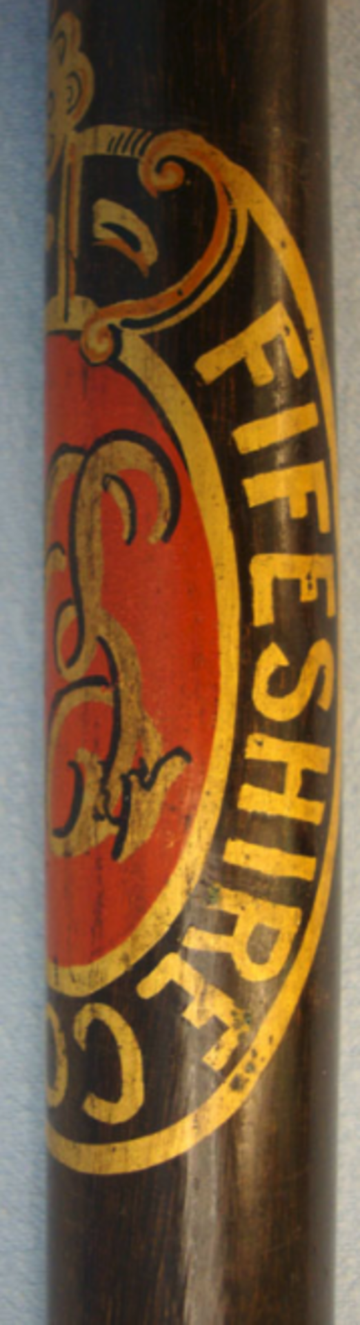 A Long Two Piece Police Truncheon, Hand Decorated, Kings Crown, To Fifeshire Constabulary.   Fife - Bild 2 aus 3