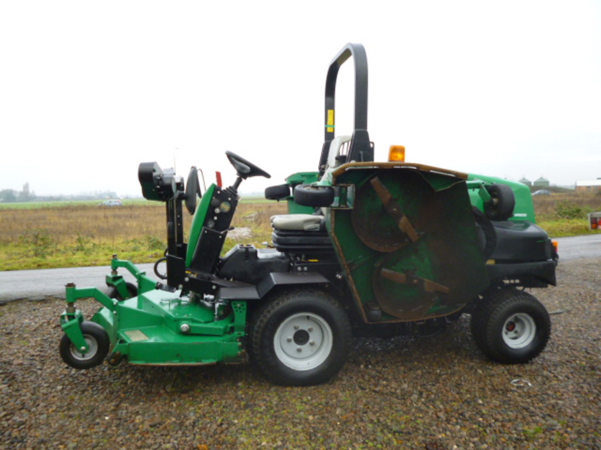 RANSOMES HR6010 BATWING RIDE ON DIESEL MOWER - Image 2 of 5