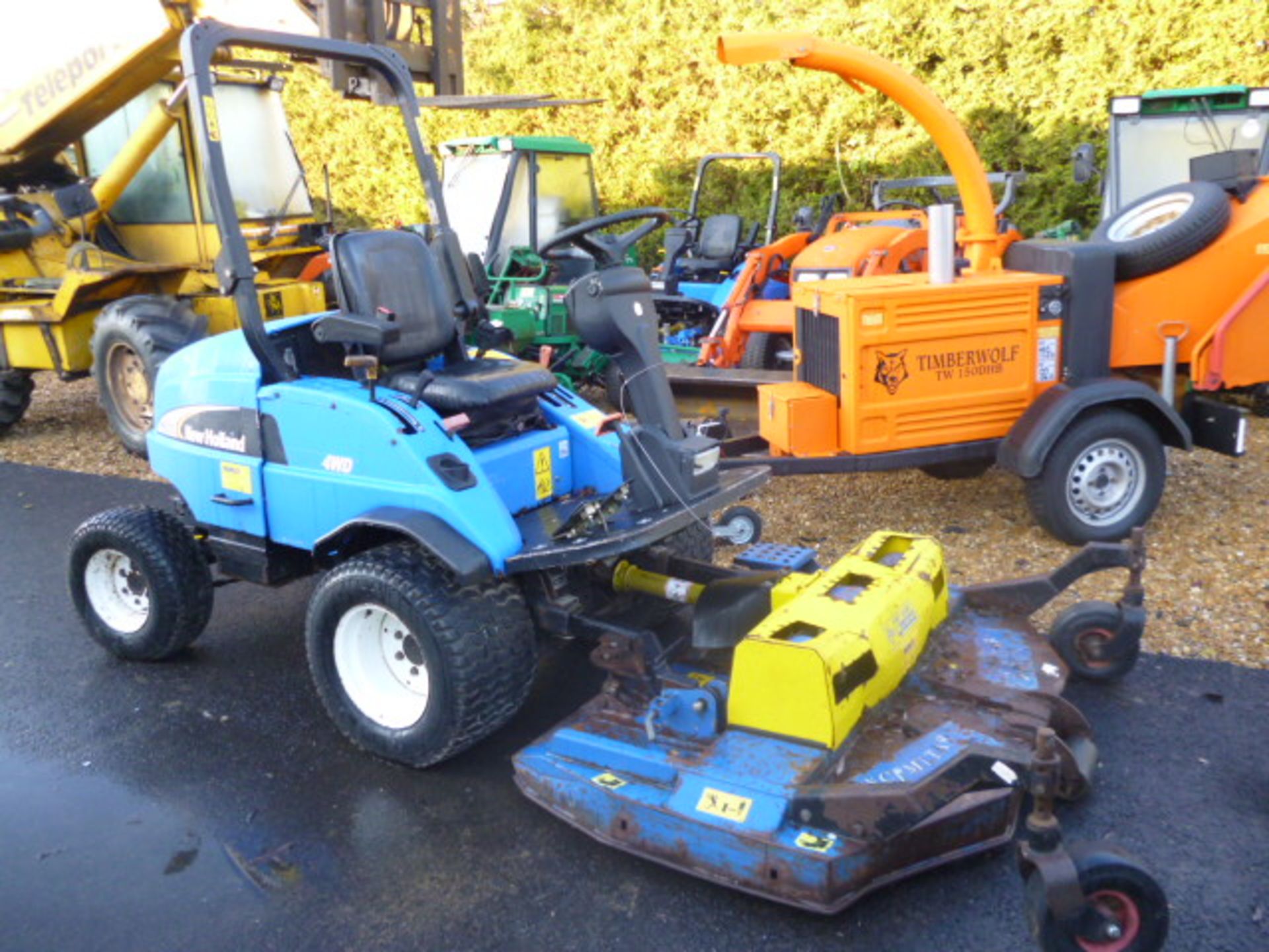 NEW HOLLAND MC35 OUTFRONT MOWER