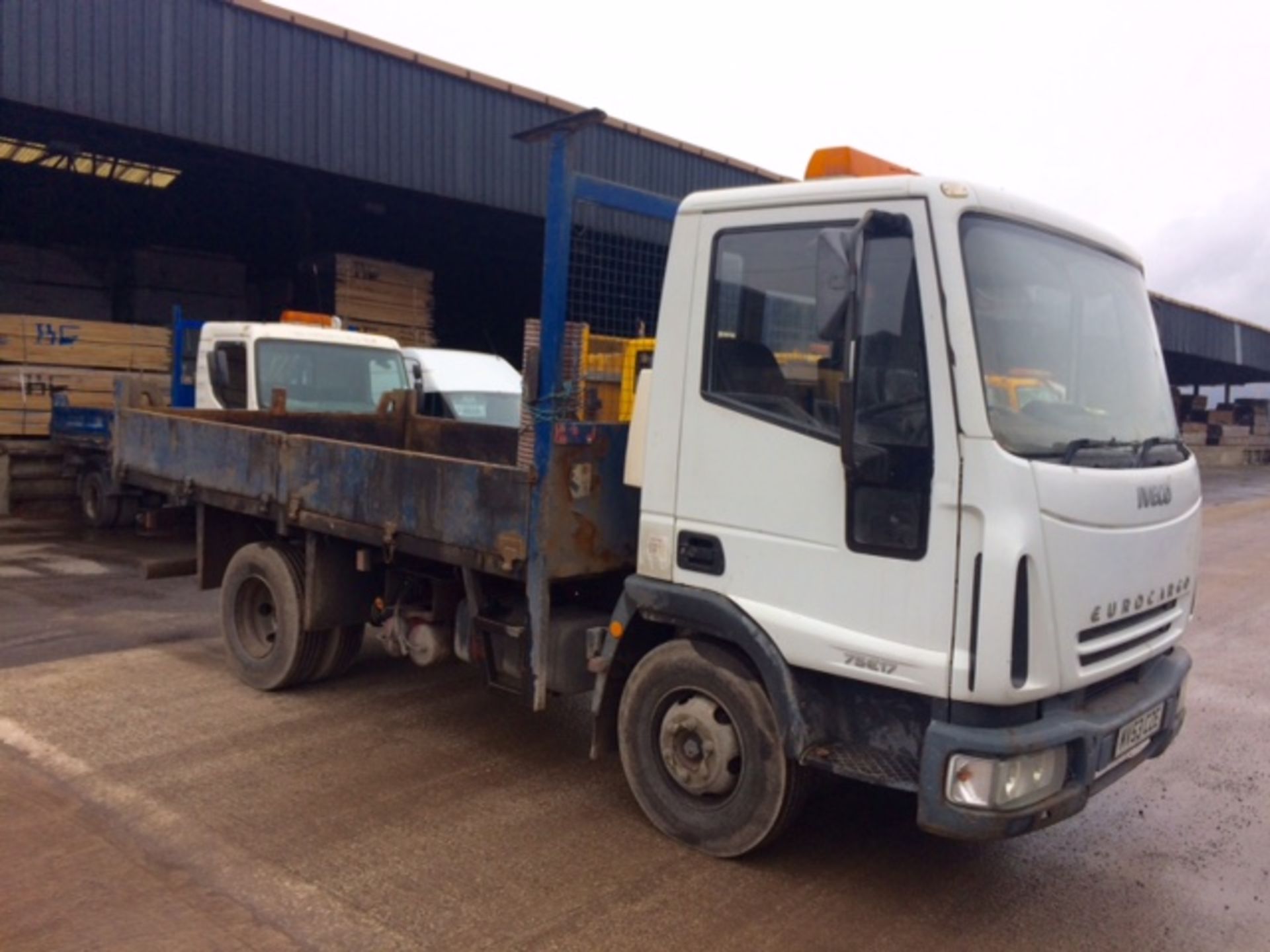 2003 Iveco Eurocargo 75E17 Tipper    1st reg'd - 1/12/2003   7.5 ton GVW   MOT - 30/11/2017   201, - Image 5 of 7