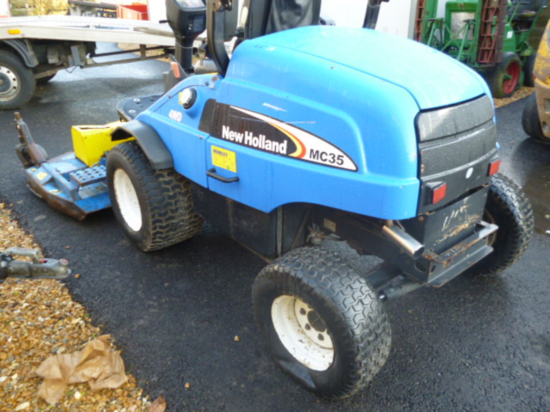 NEW HOLLAND MC35 OUTFRONT MOWER - Image 4 of 5