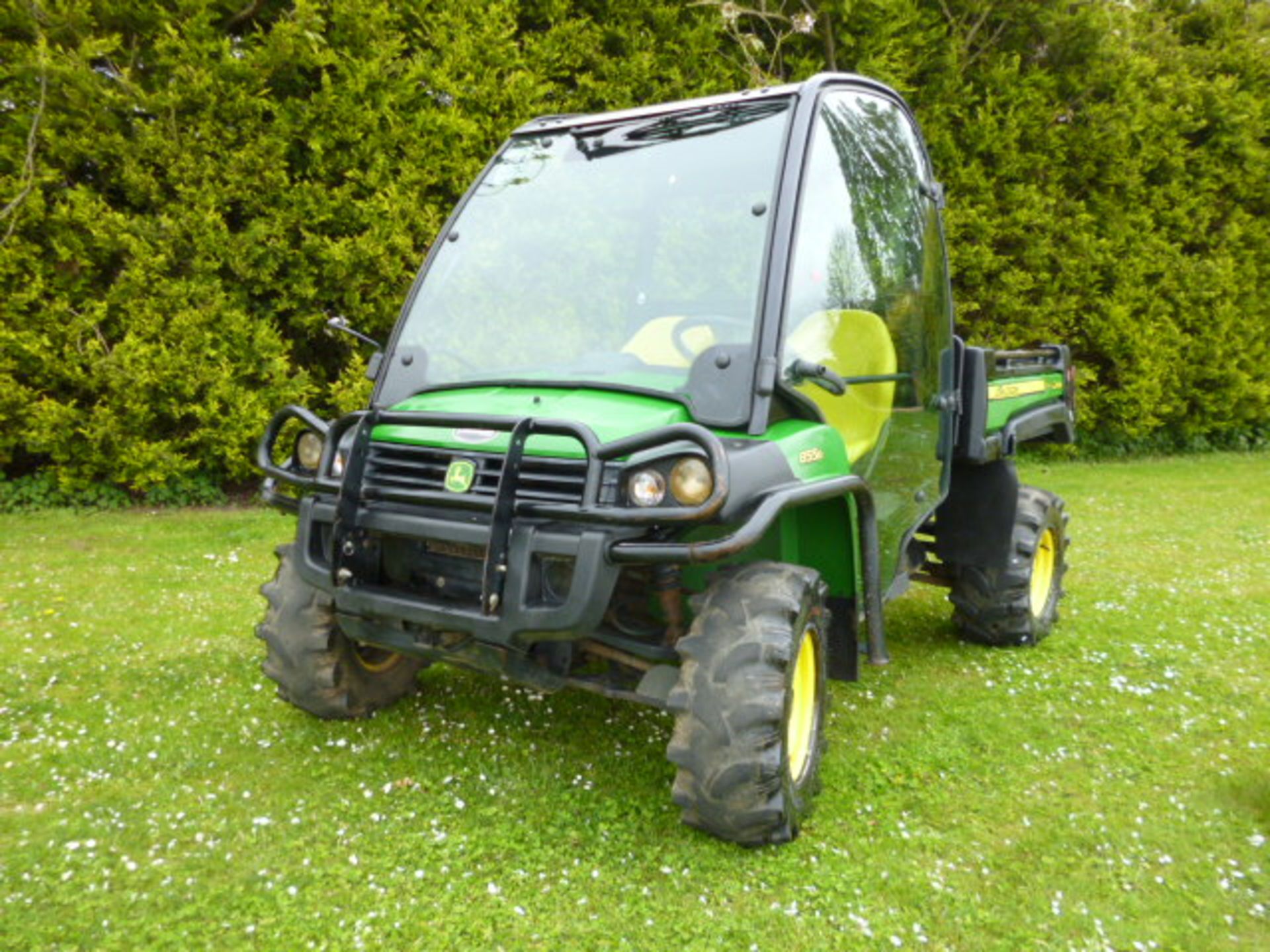 JOHN DEERE GATOR 855D UTILITY DIESEL - Image 2 of 5