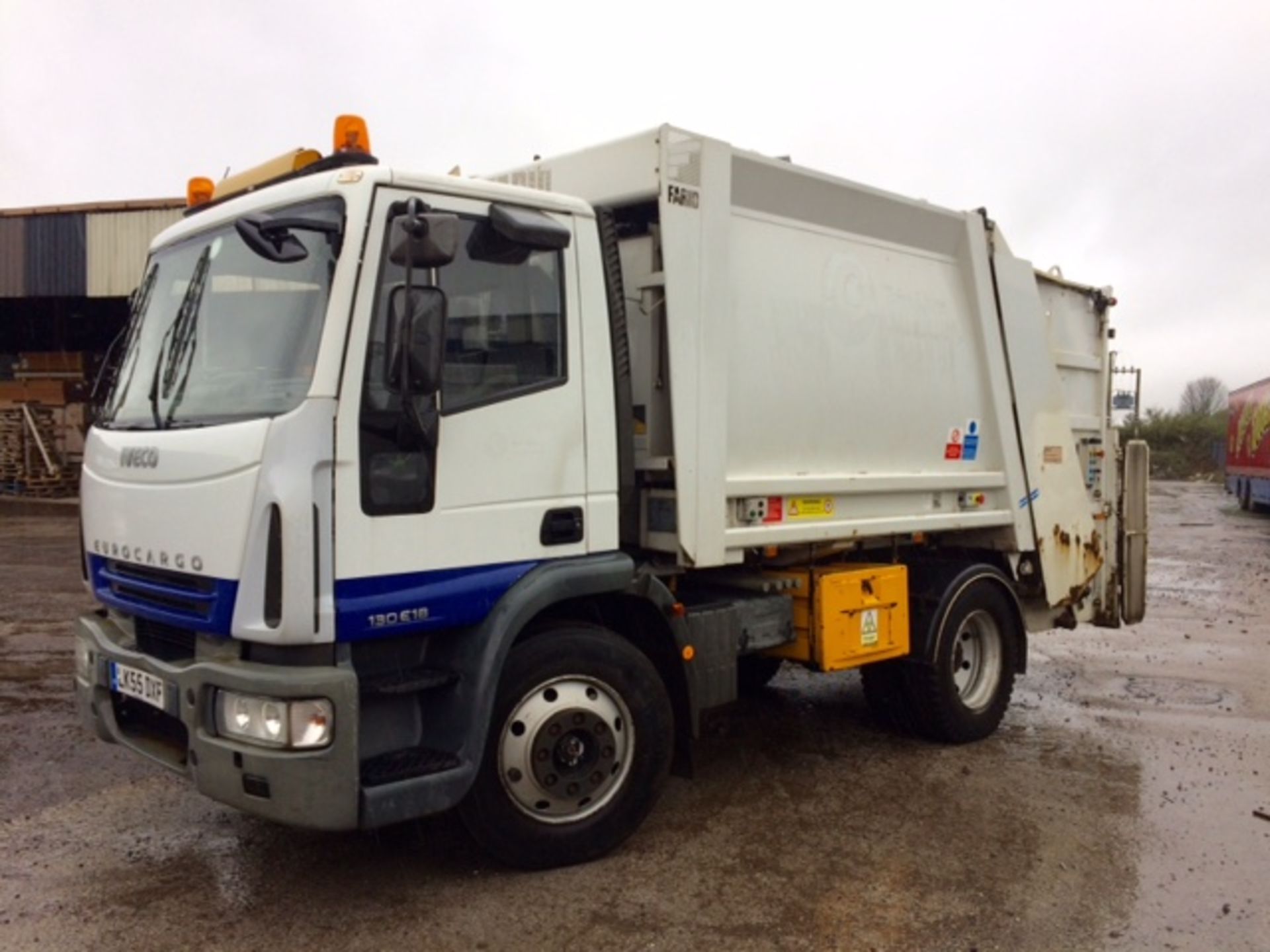 2005 Iveco Eurocargo 130E18 bin lorry   GVW - 13500 kg   Reg no - LK55 DXF   1st reg'd - 1/9/