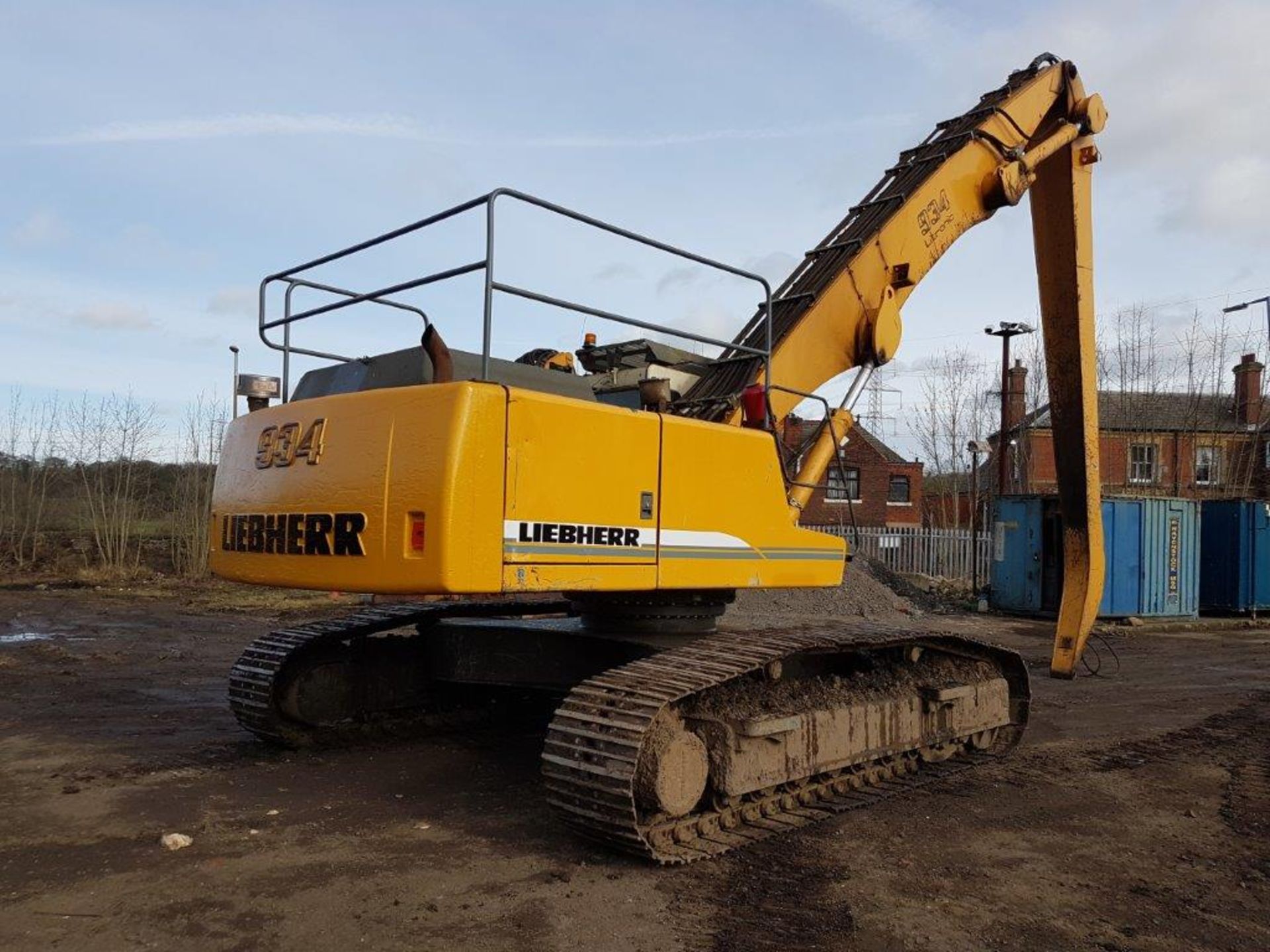 Liebherr 934B Scrap Handler 2005, Hydraulic high cab scrap handler with very good undercarriage