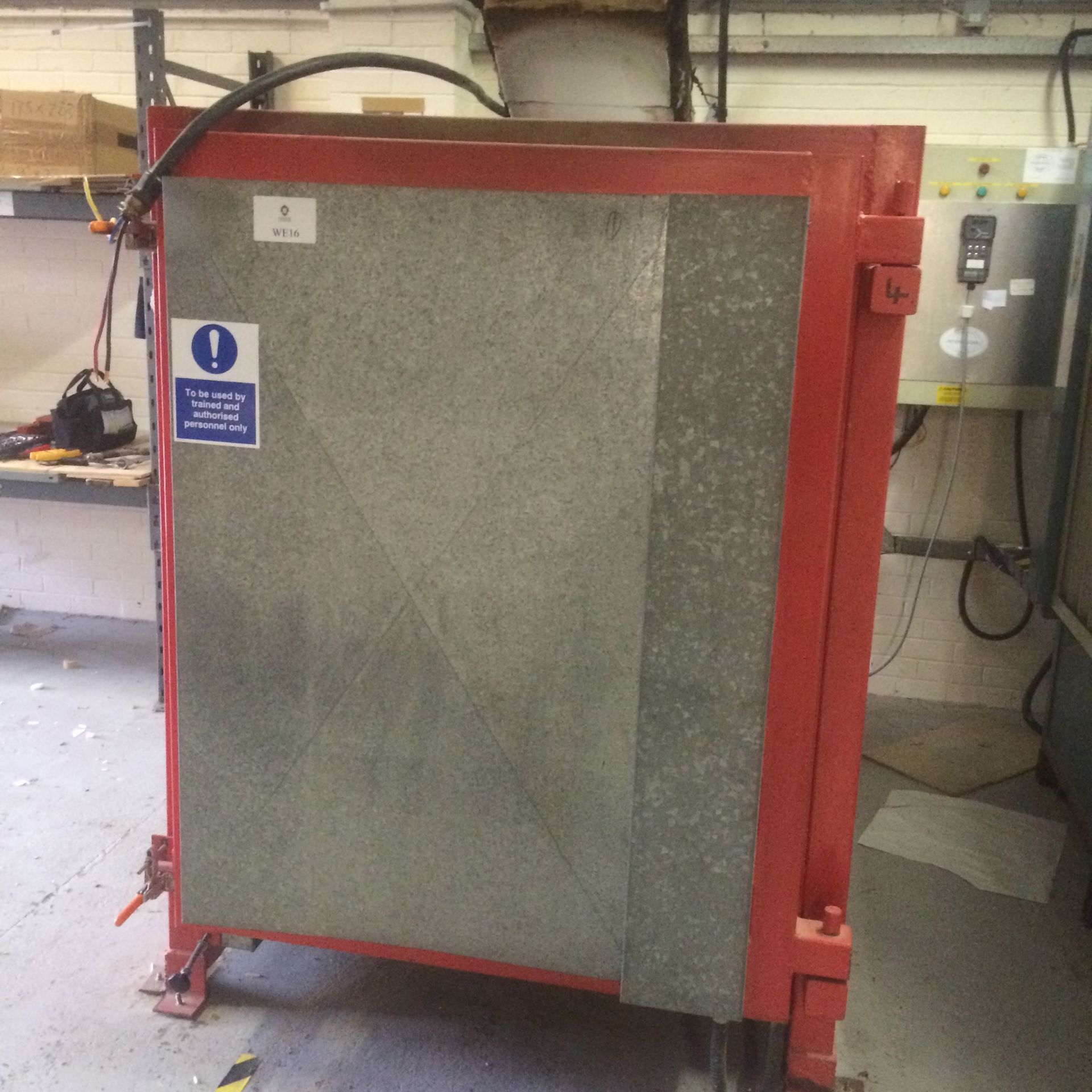 *NEXT BID WINS* Newly Refurbished 35/Cubic Electric Kiln With Controls - Image 3 of 3