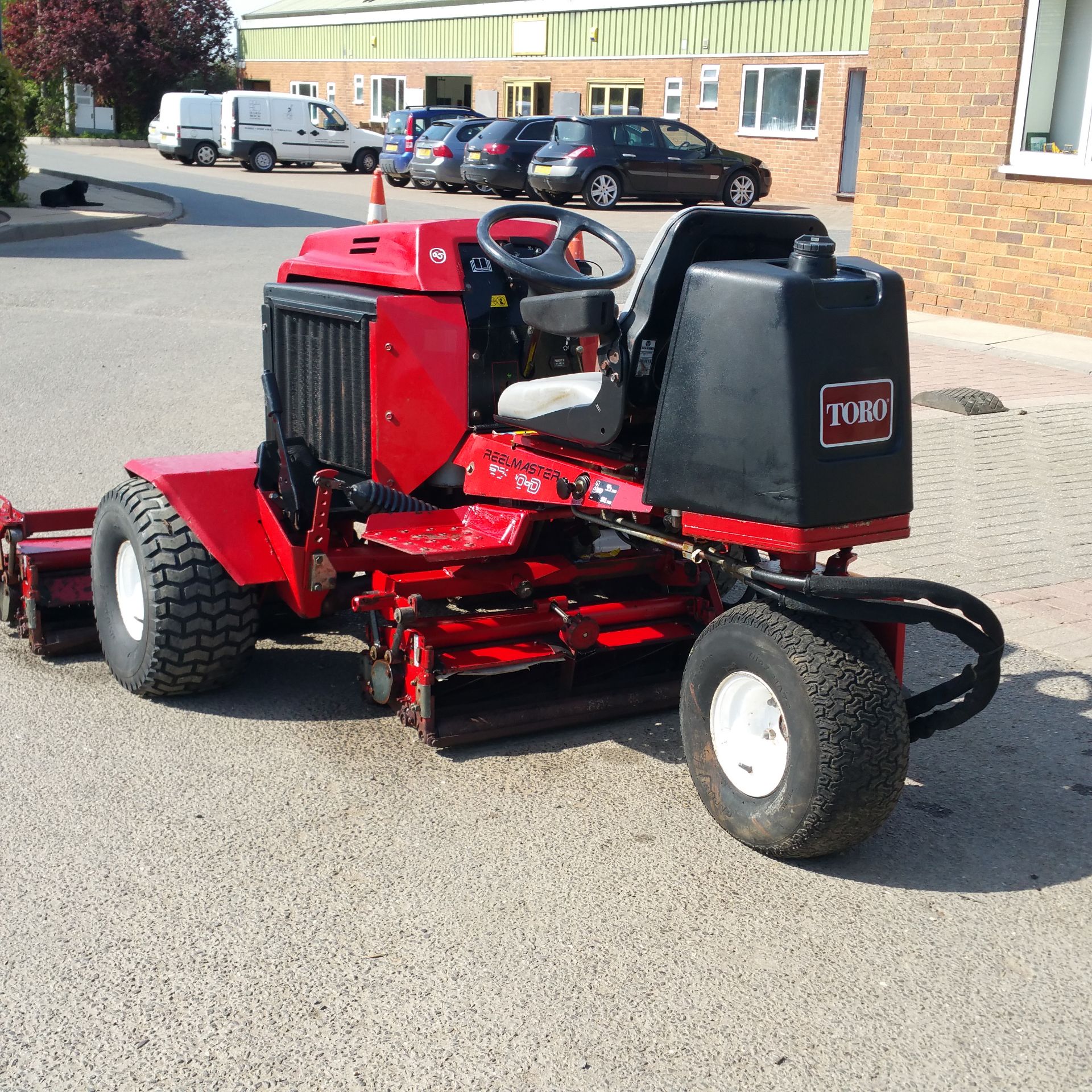 Toro 2300D mower - Image 3 of 5