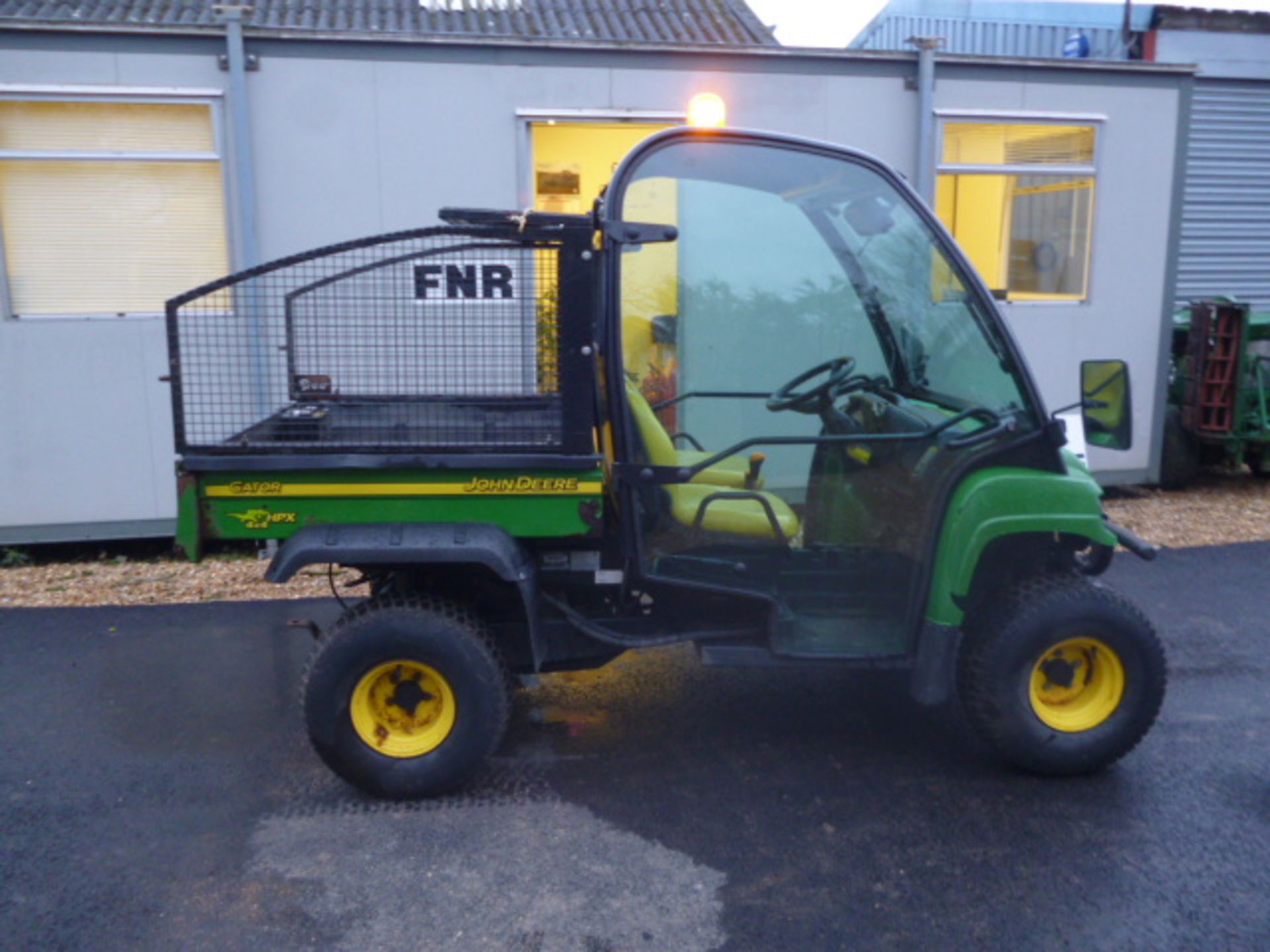 JOHN DEERE GATOR HPX DIESEL 4X4 FULL CAB - Image 3 of 6