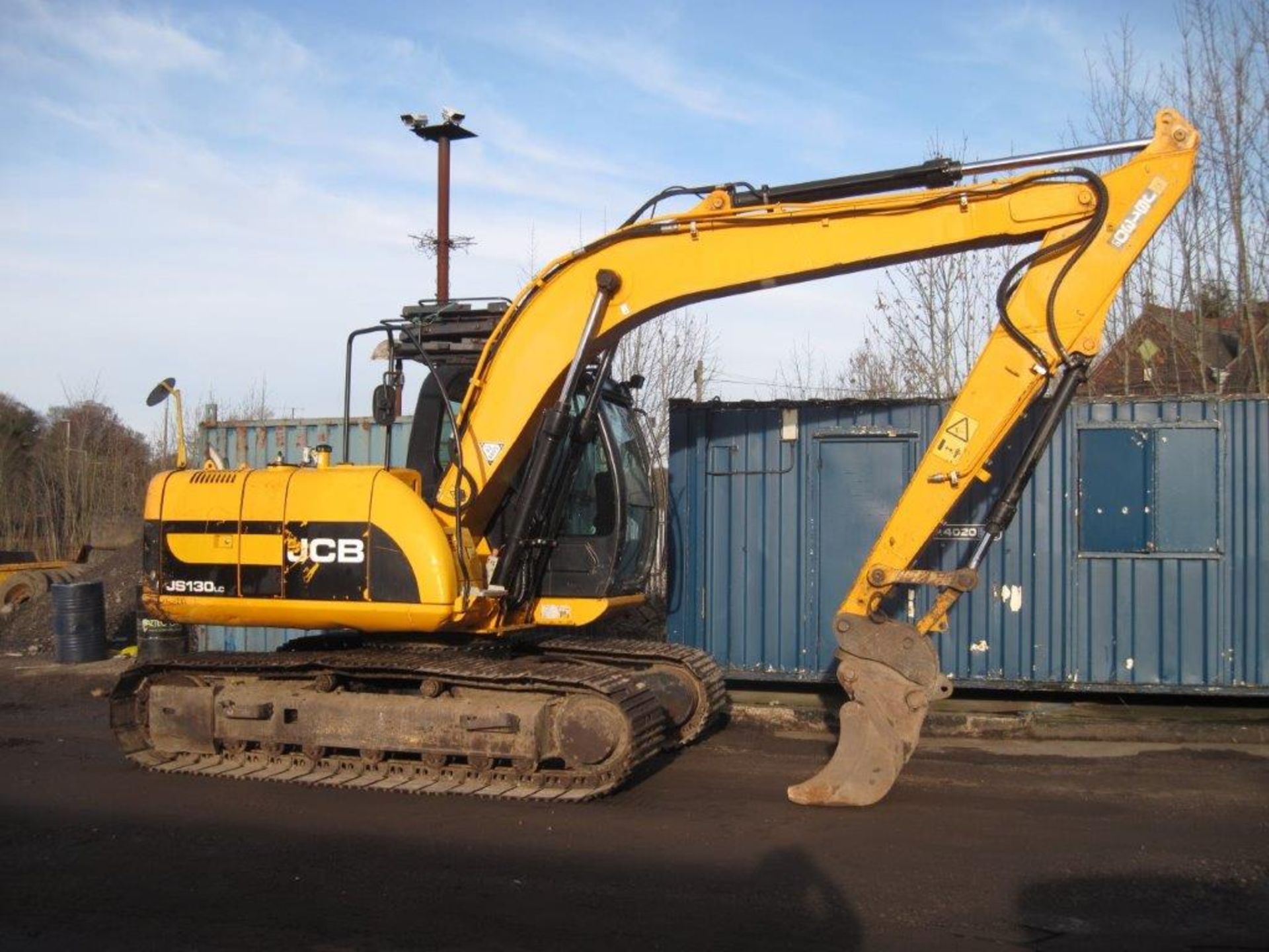 JCB JS130 Excavator 2010, 6500 hours, hammer line, quick hitch and bucket - Image 2 of 3