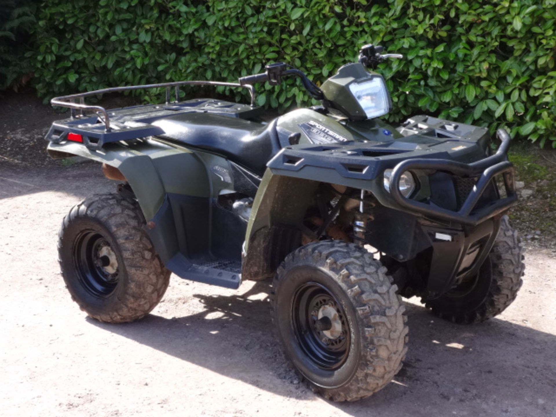 2010 POLARIS SPORTSMAN 800 EFI, SHOWING 1507 HRS Located in Somerset