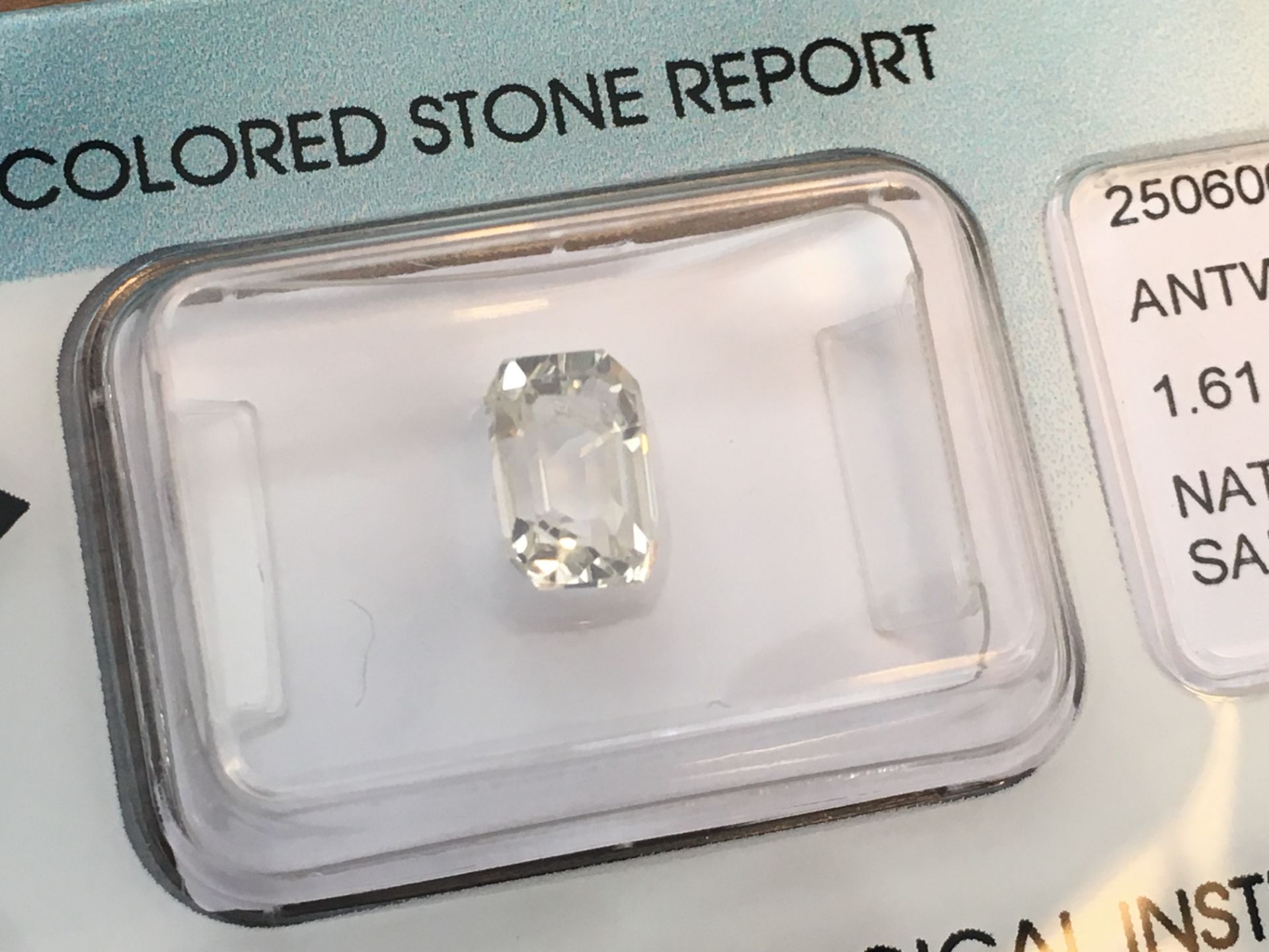 1.61ct Natural Yellow Sapphire with IGI Certificate - Report No' 250600658. Emerald Cut in Very