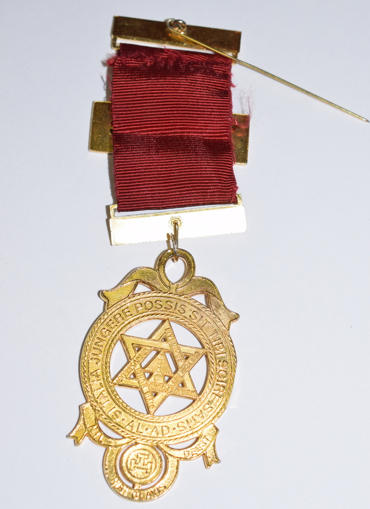 Masonic Exalted Medal On Red Ribbon - Image 4 of 4