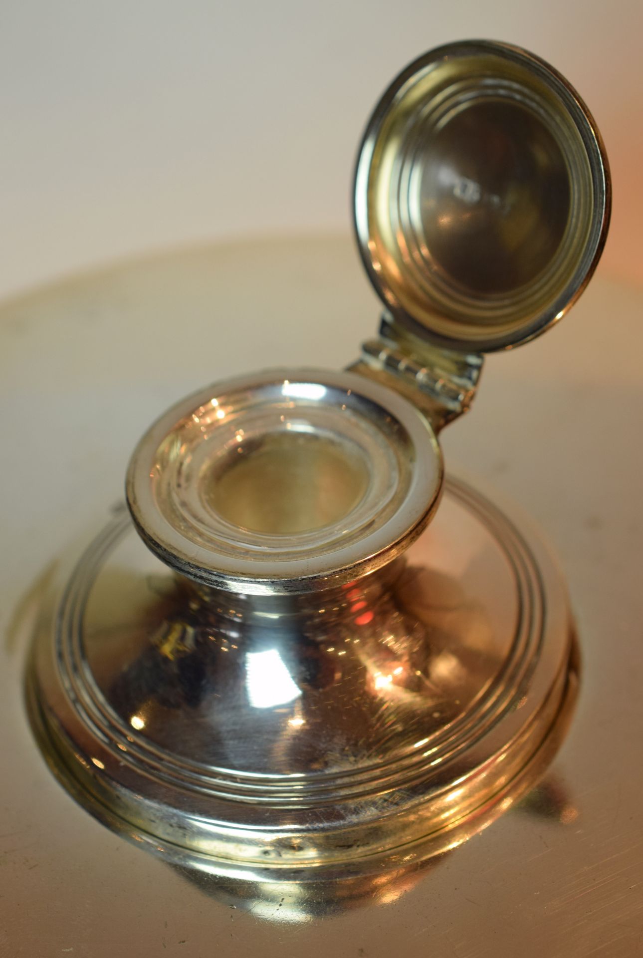 Chester Silver Inkwell With Glass Liner And Silver Plate - Image 2 of 7