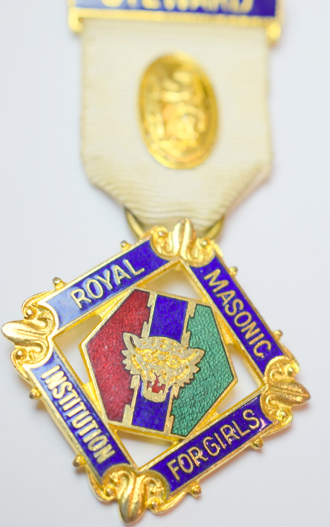 Masonic Medal Royal Masonic Institution For Girls 1978 - Bild 2 aus 3