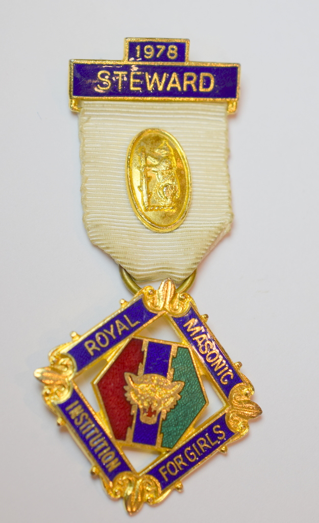 Masonic Medal Royal Masonic Institution For Girls 1978