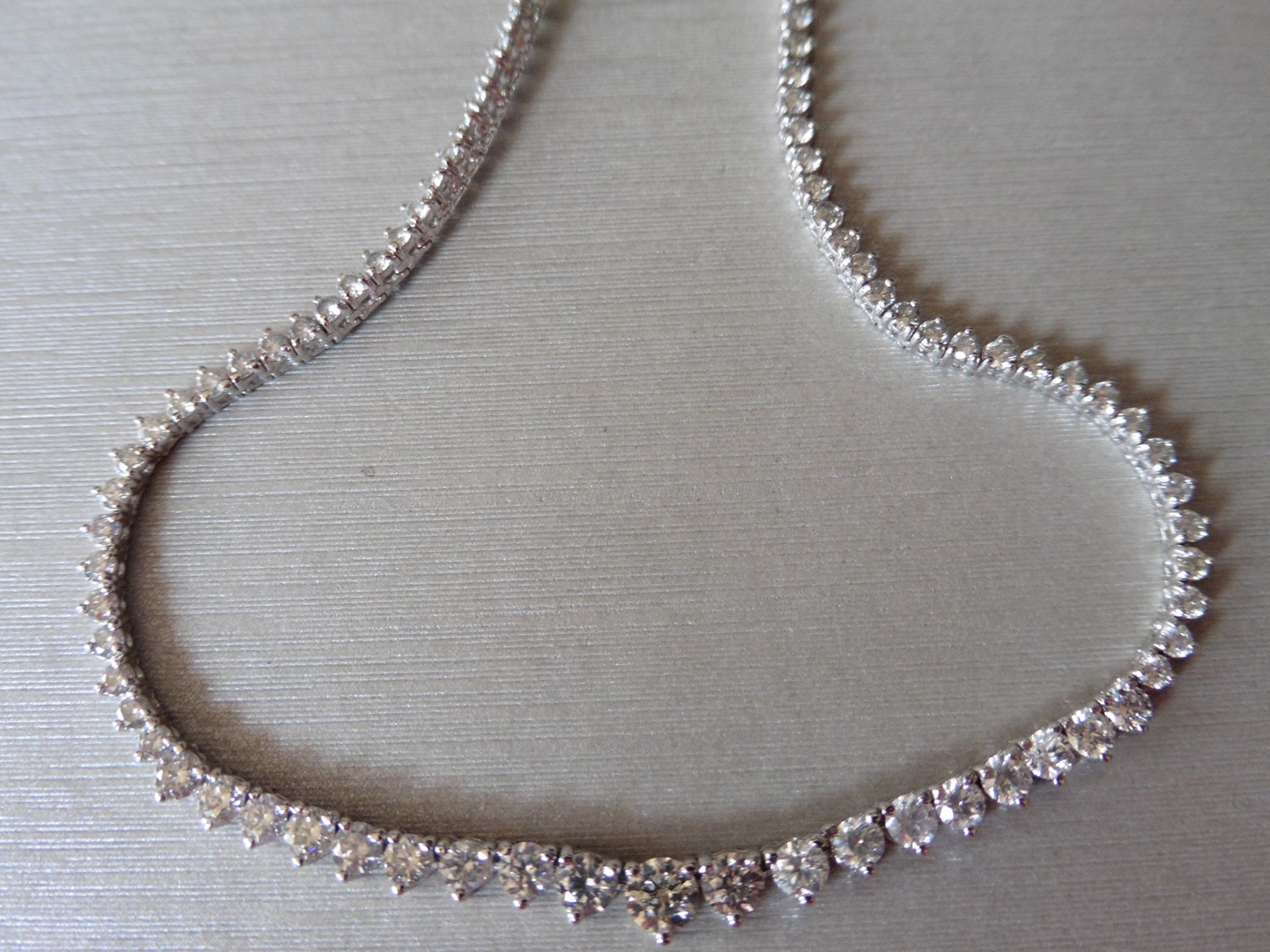 15ct Diamond tennis style necklace. 3 claw setting. Graduated diamonds, I colour, Si2 clarity