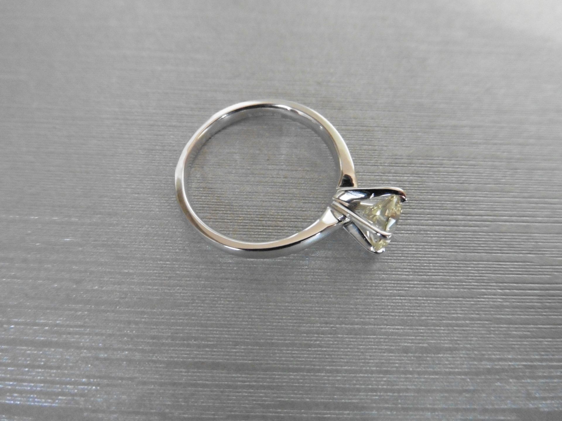 1.03ct Diamond solitaire ring with a brilliant cut diamond, J colour and Si1 clarity. Set in - Image 2 of 4