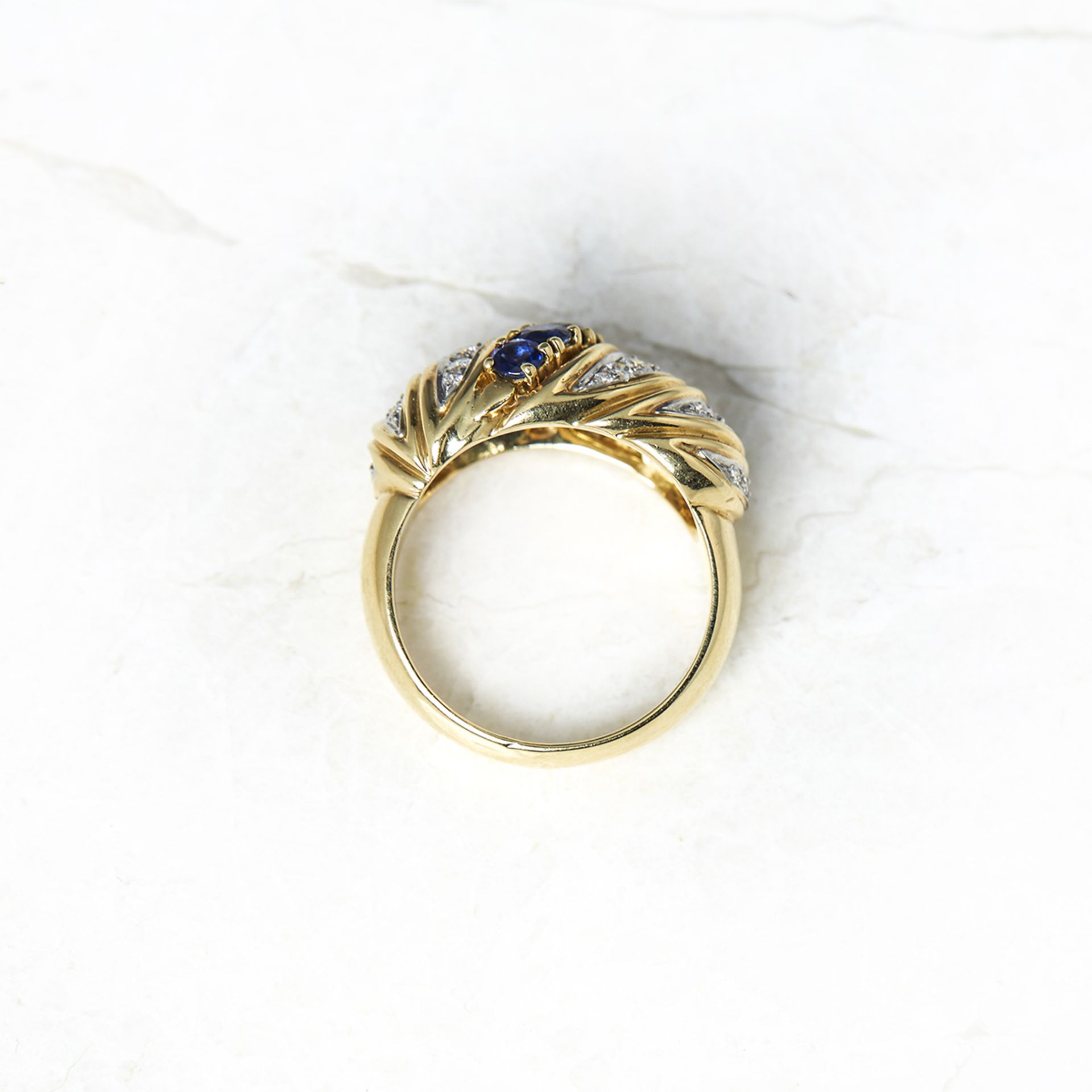 Tiffany & Co. 18k Yellow Gold 0.75ct Sapphire & 1.10ct Diamond Ring - Image 4 of 5