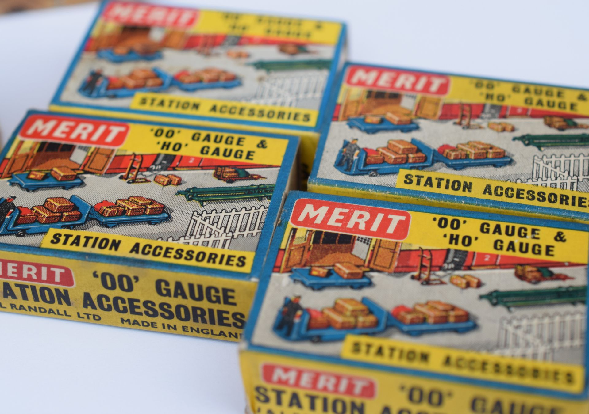 Set Of Merit Railway Accessories In Boxes - Image 4 of 5