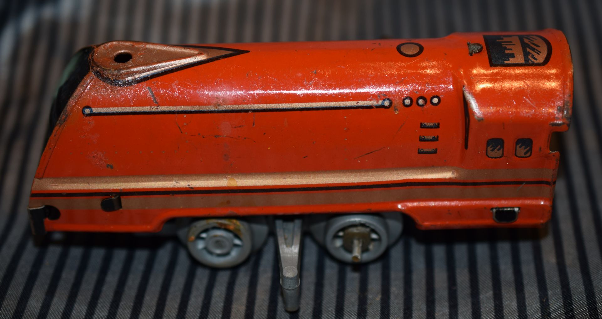 Tinplate Mettoys Train And Track - Image 2 of 5