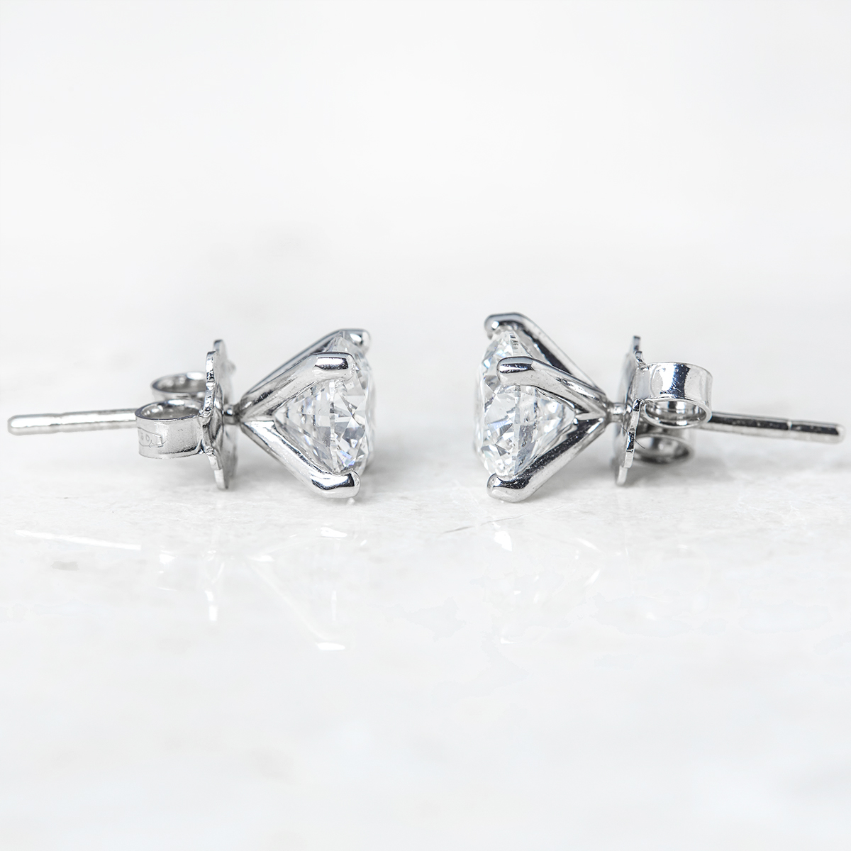 18k White Gold Round Brilliant Cut 3.05ct Diamond Stud Earrings - Image 2 of 5