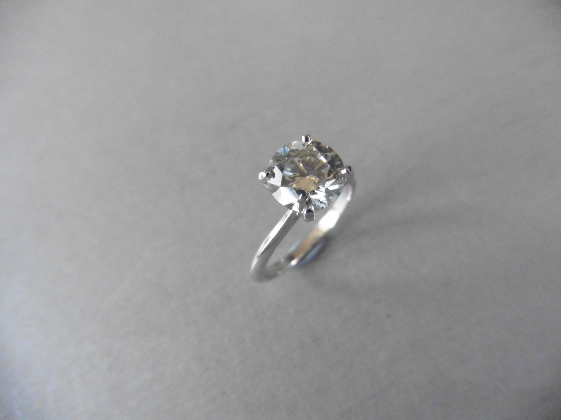 2.00ct Diamond solitaire ring. Set in 18ct gold, size M. E colour, si2 clarity ( enhanced stone ).