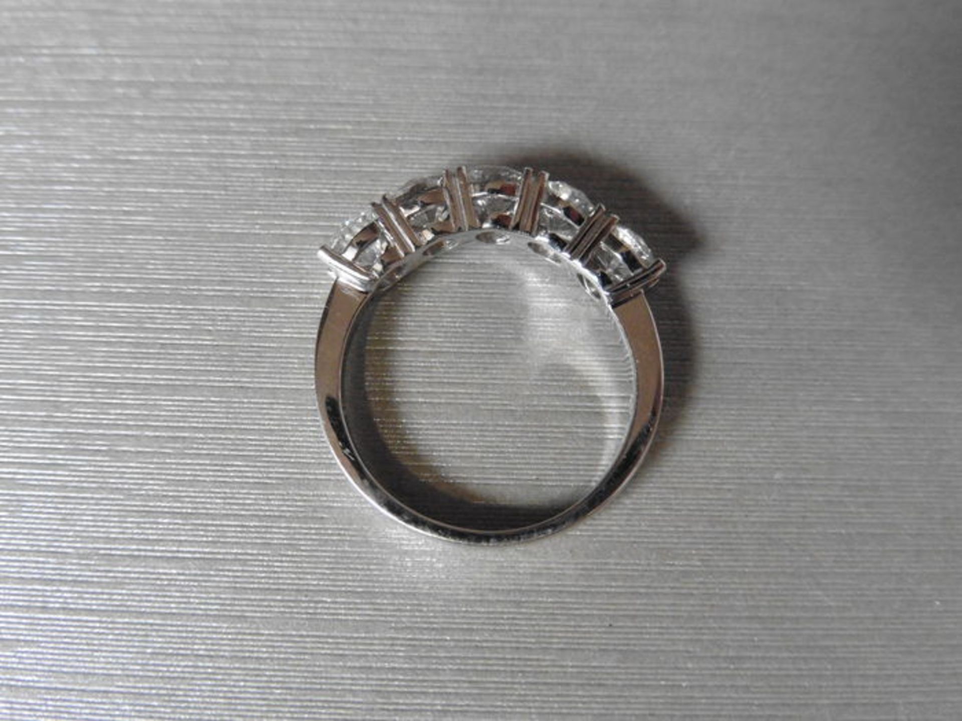 3.50ct Diamond 5 stone ring set with 5 brilliant cut diamonds, I colour, i1 clarity. Four claw - Image 2 of 3
