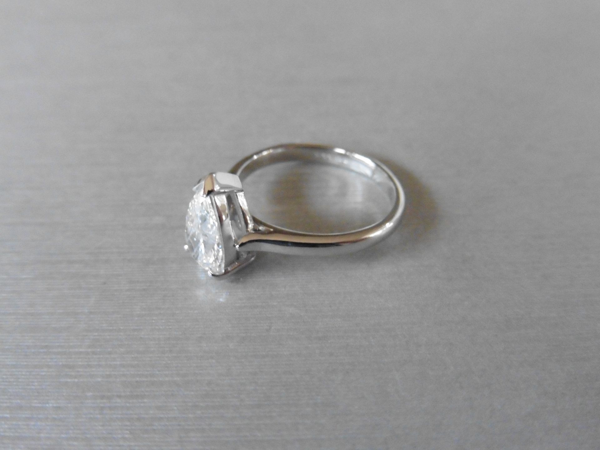 0.93ct pear shaped diamond solitaire ring. 3 claw setting in platinum. I colour, Si3 clarity. - Image 3 of 5