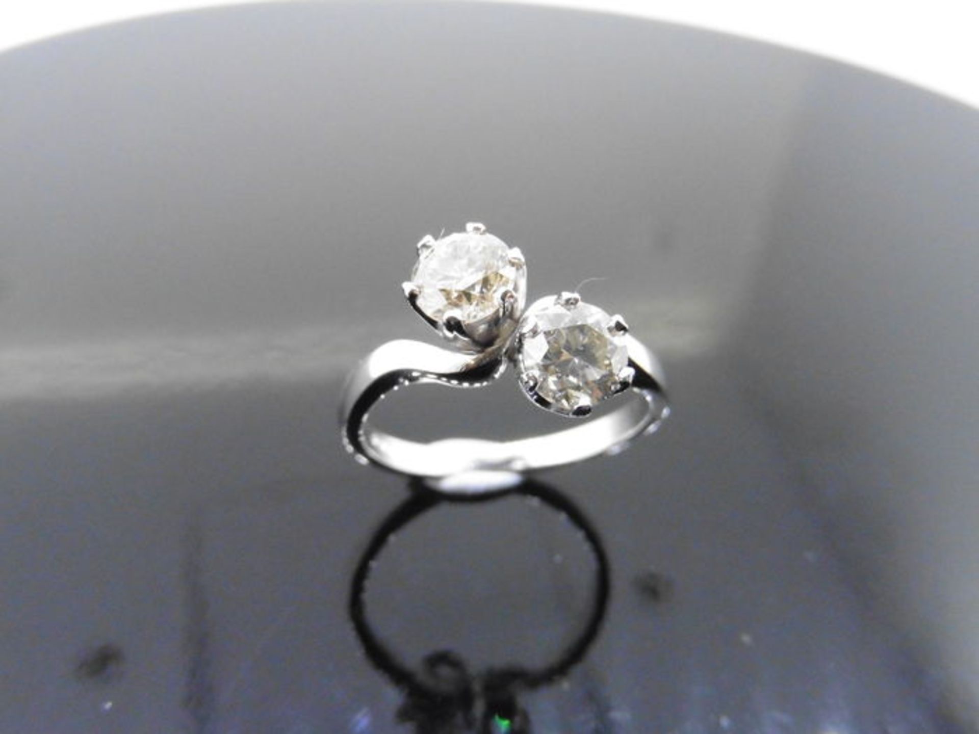 2ct diamond twist ring set with 2 brilliant cut diamonds, J colour, P1 clarity. Set in a claw - Image 4 of 4