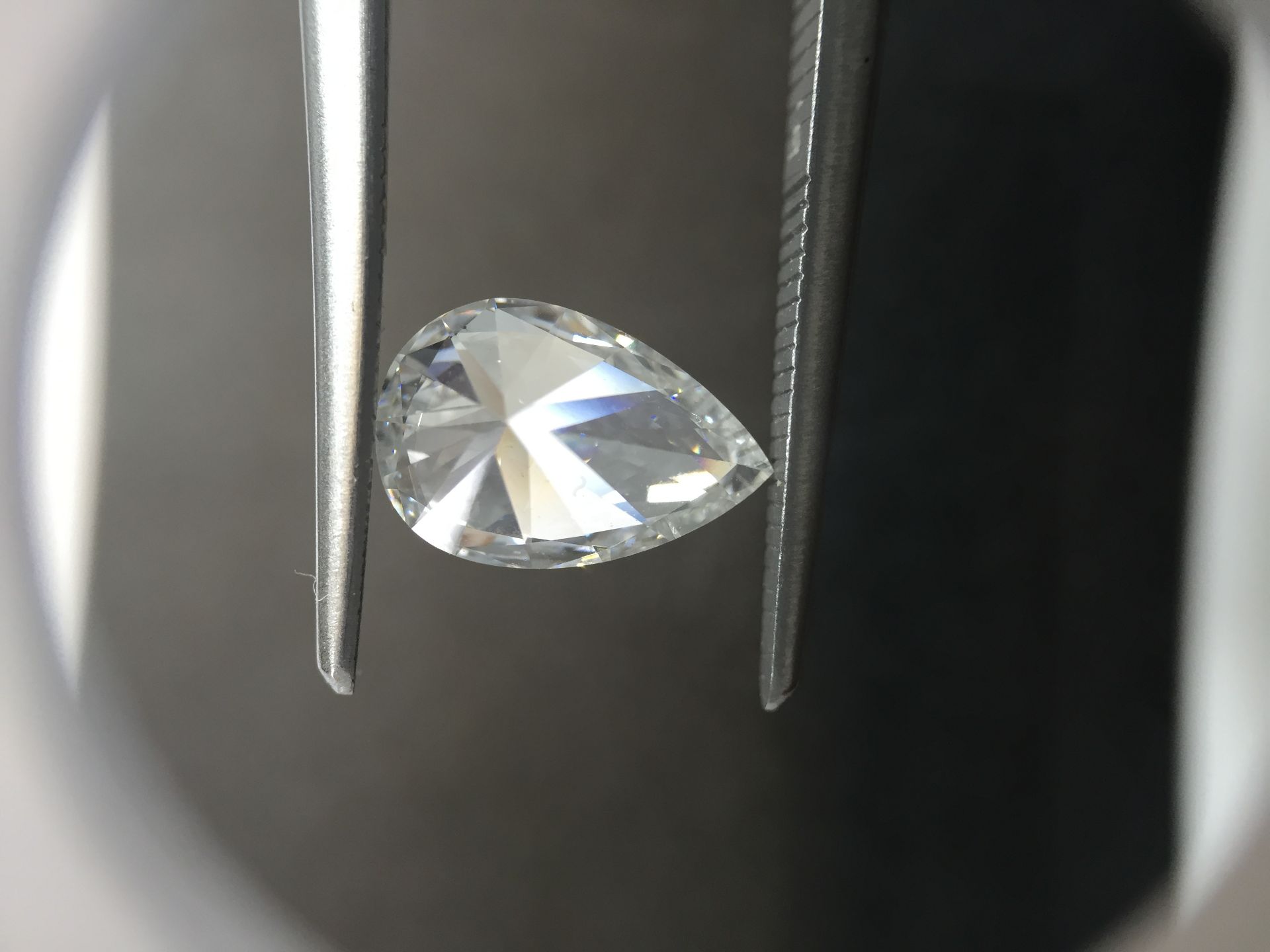 1.01ct pear cut diamond. F colour, SI1 clarity. GIA certification _ 1172582773. 9.15 x 6.11 x 3. - Image 2 of 2