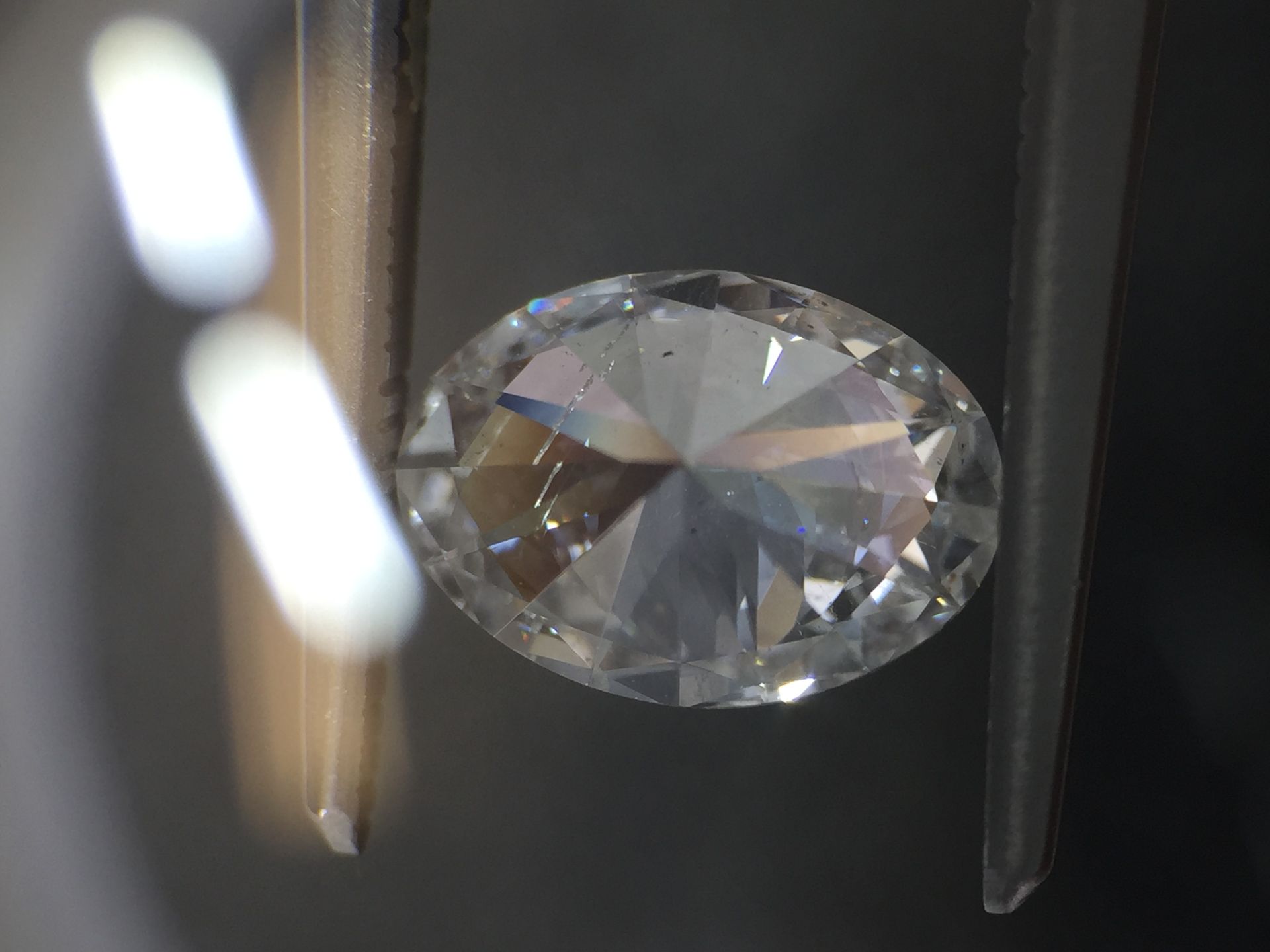 1.00ct oval cut diamond. F colour, SI2 clarity. No certification .Valued at £8710For more